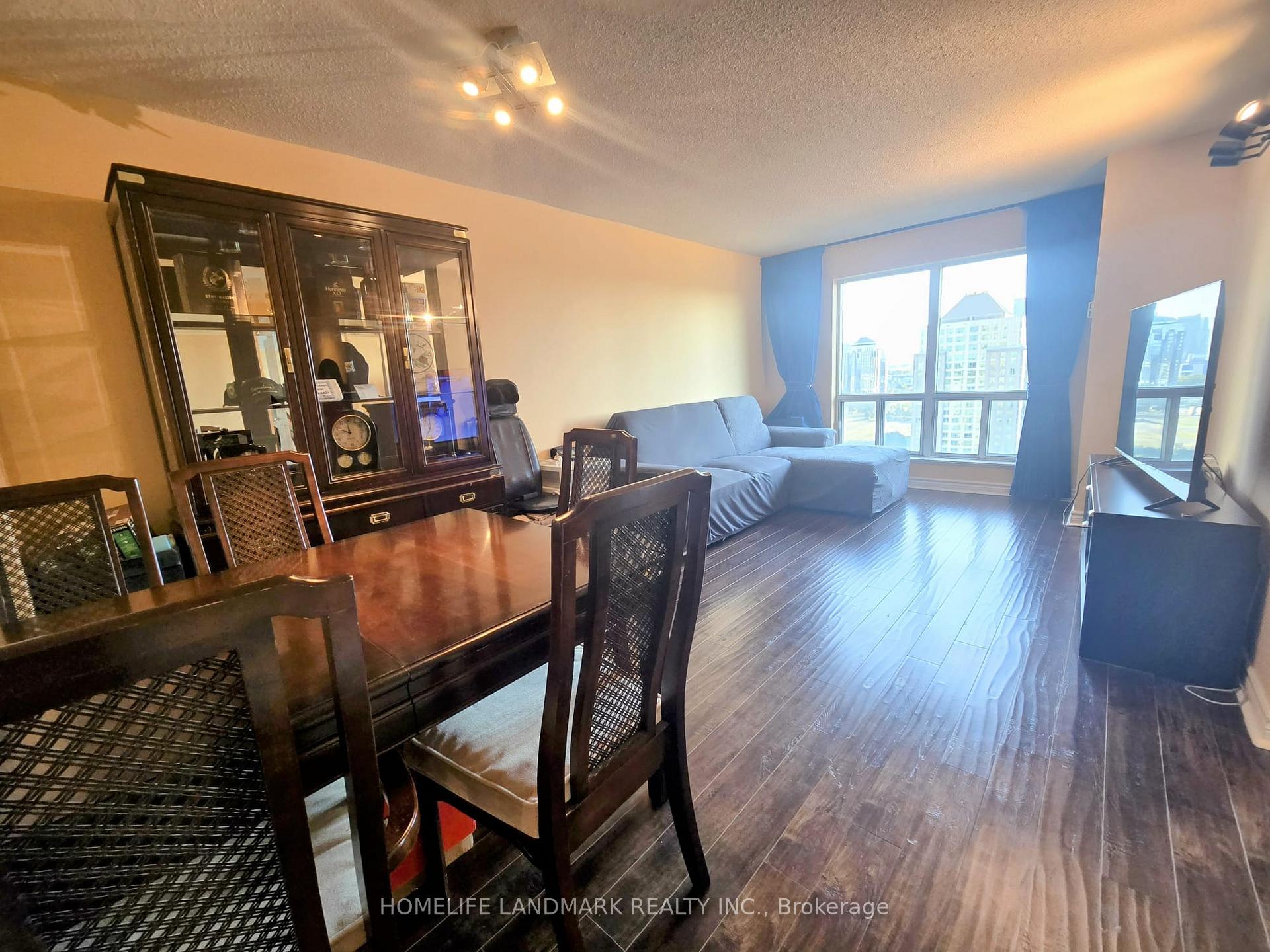 Photo 7 of Unit 2102, 11 Lee Centre Drive, Scarborough, Woburn — HOMEH