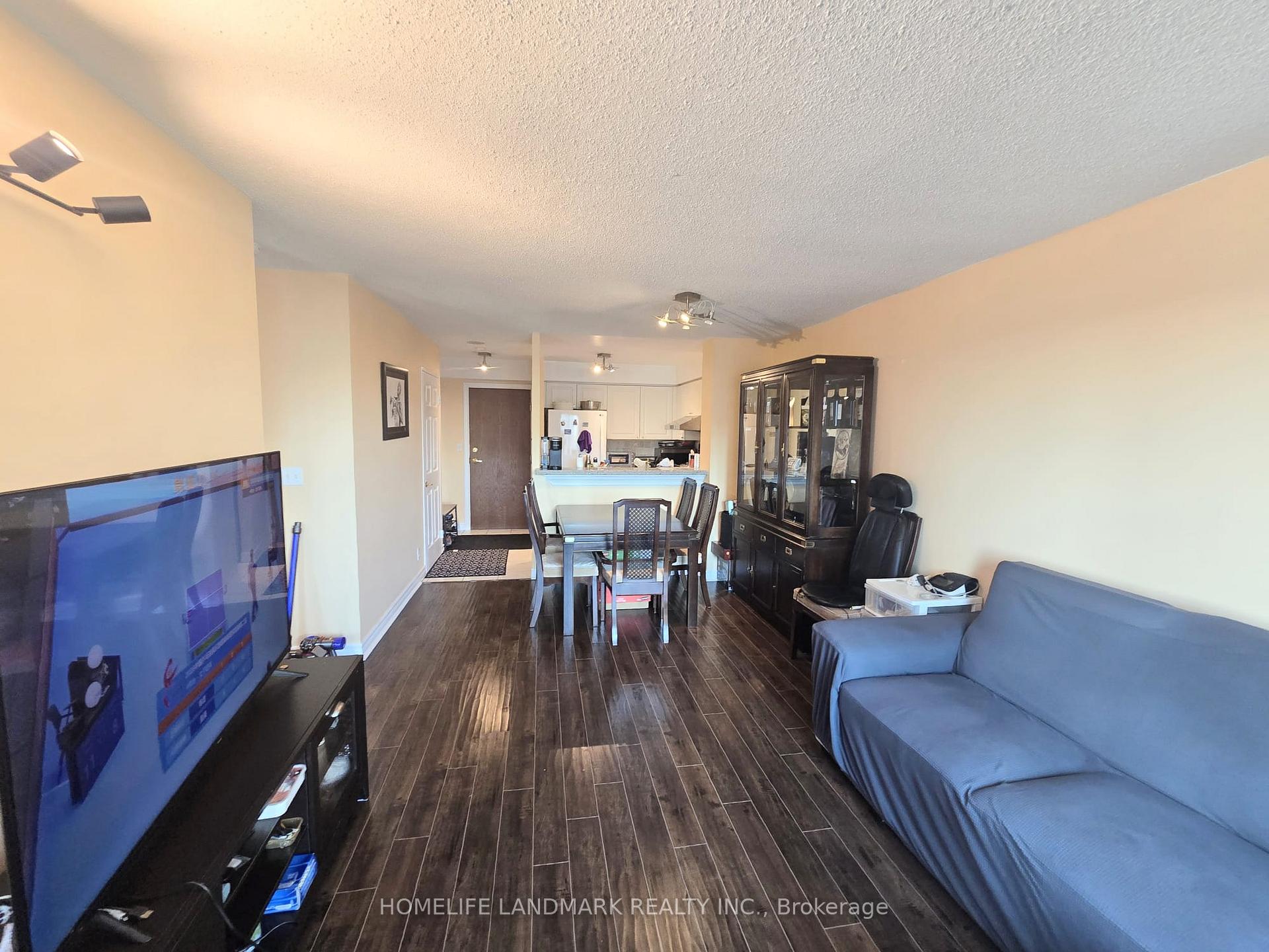 Photo 11 of Unit 2102, 11 Lee Centre Drive, Scarborough, Woburn — HOMEH