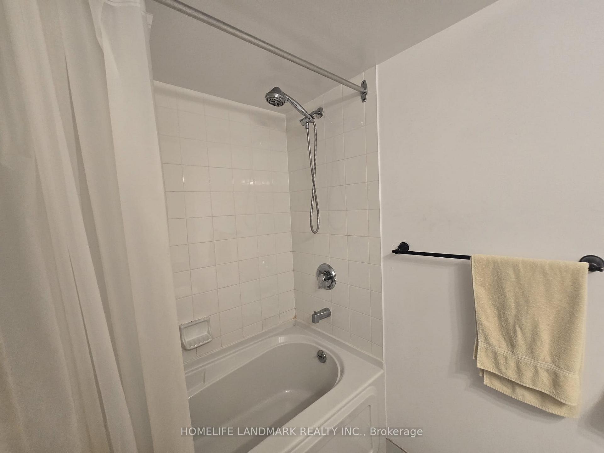 Photo 18 of Unit 2102, 11 Lee Centre Drive, Scarborough, Woburn — HOMEH
