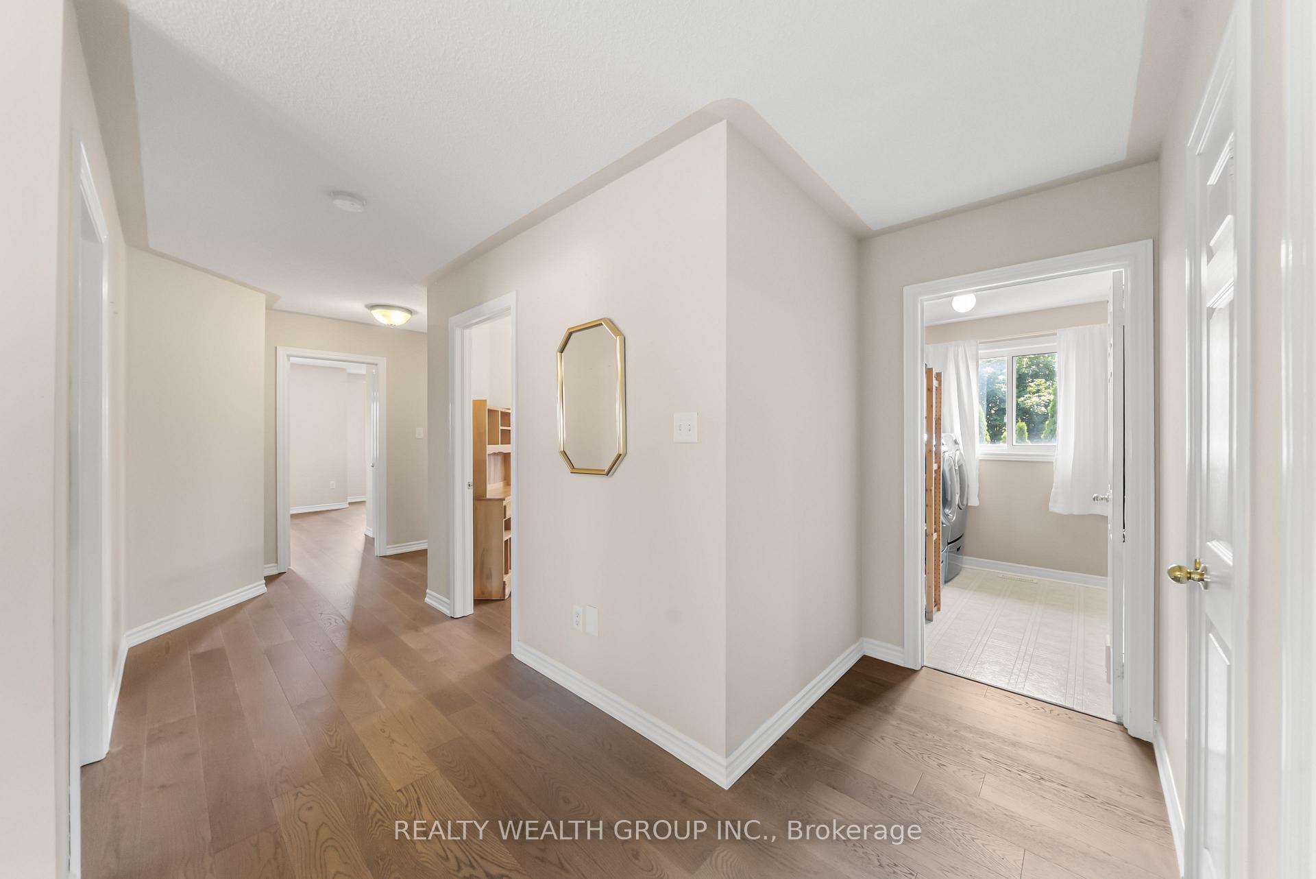 Photo 30 of 32 Reynolds Lane, Barrie, Edgehill Drive — HOMEH