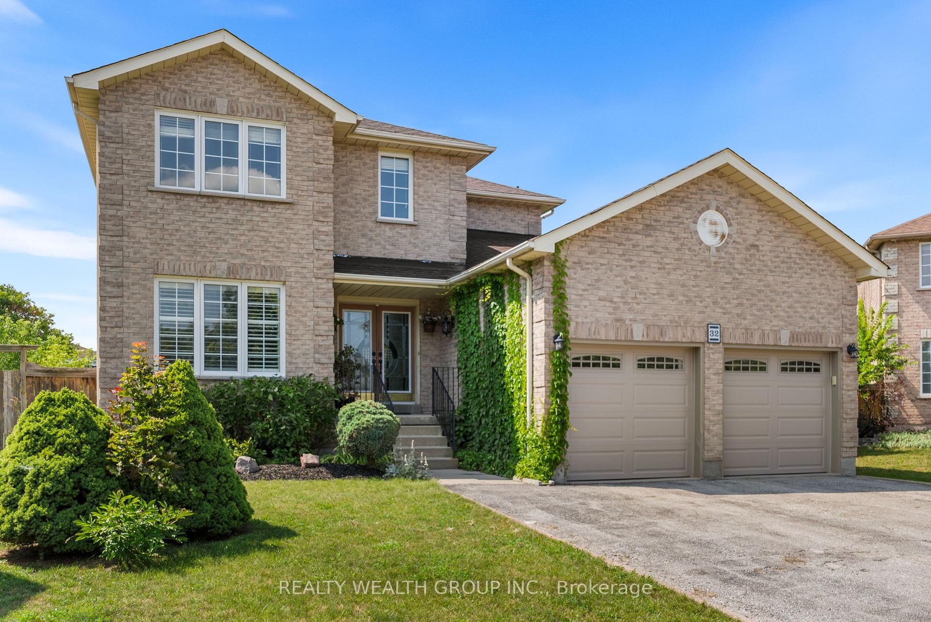 Photo 41 of 32 Reynolds Lane, Barrie, Edgehill Drive — HOMEH