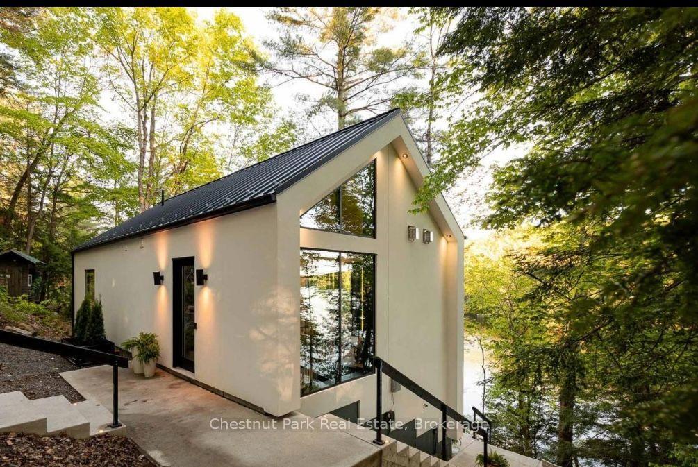 Photo 1 of 1036 Carlson Place, Bracebridge, Draper — HOMEH