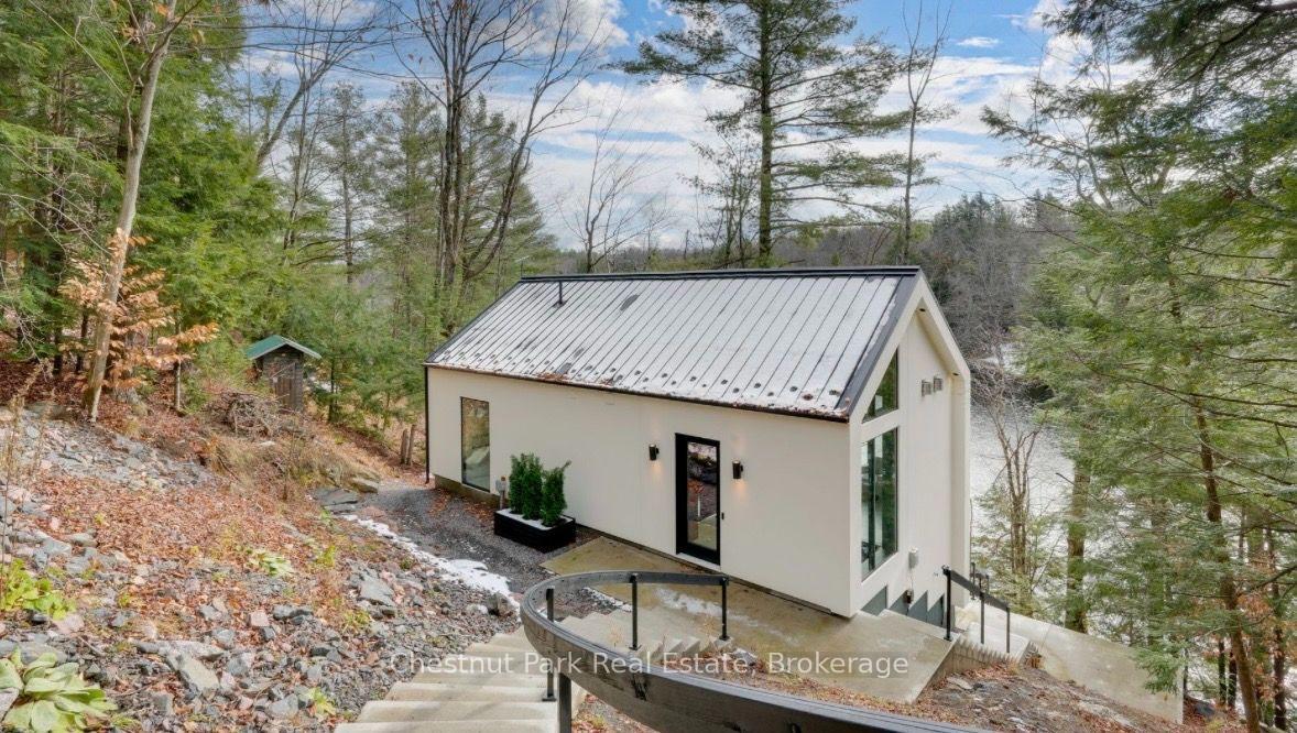 Photo 22 of 1036 Carlson Place, Bracebridge, Draper — HOMEH