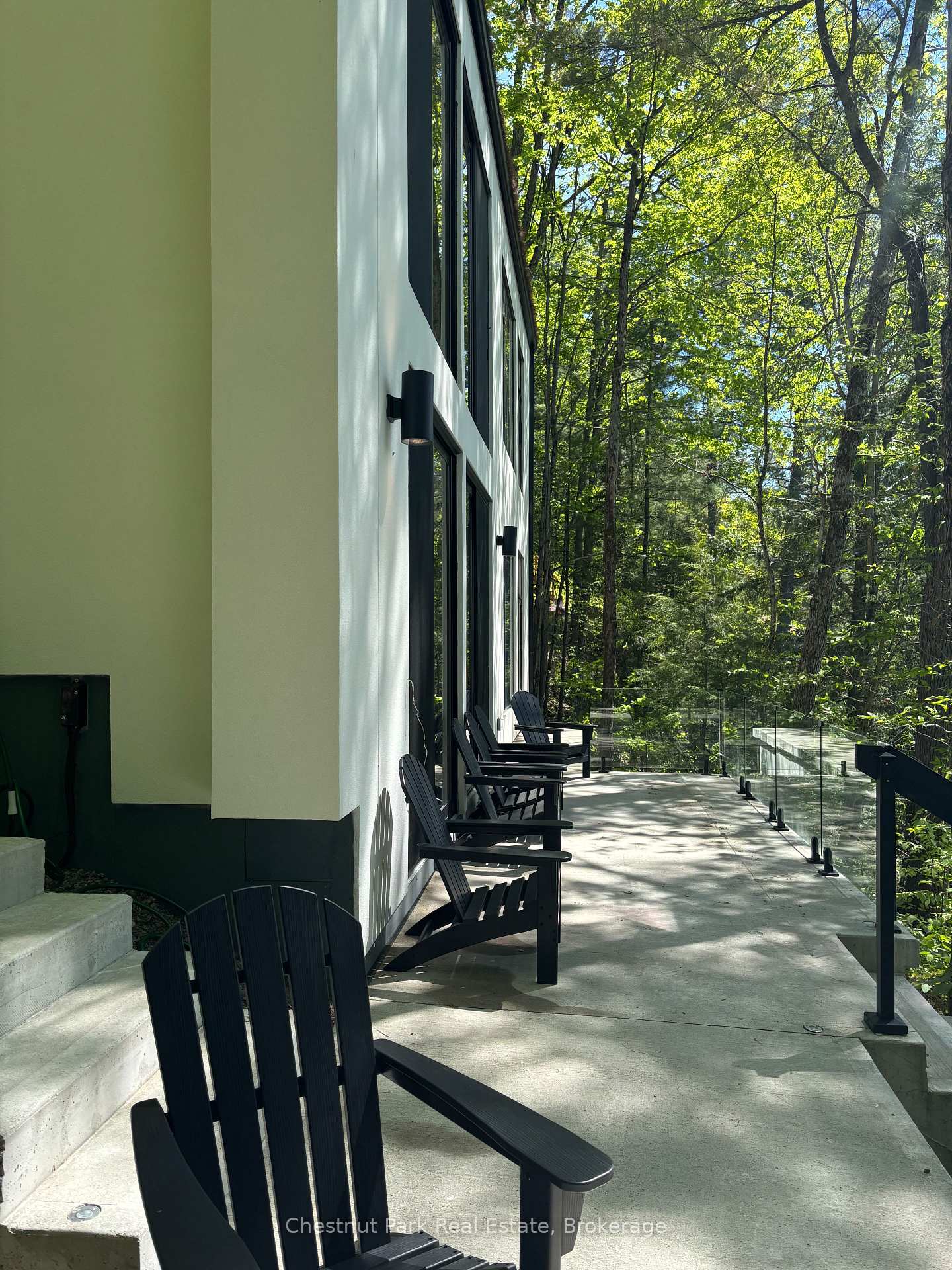 Photo 24 of 1036 Carlson Place, Bracebridge, Draper — HOMEH