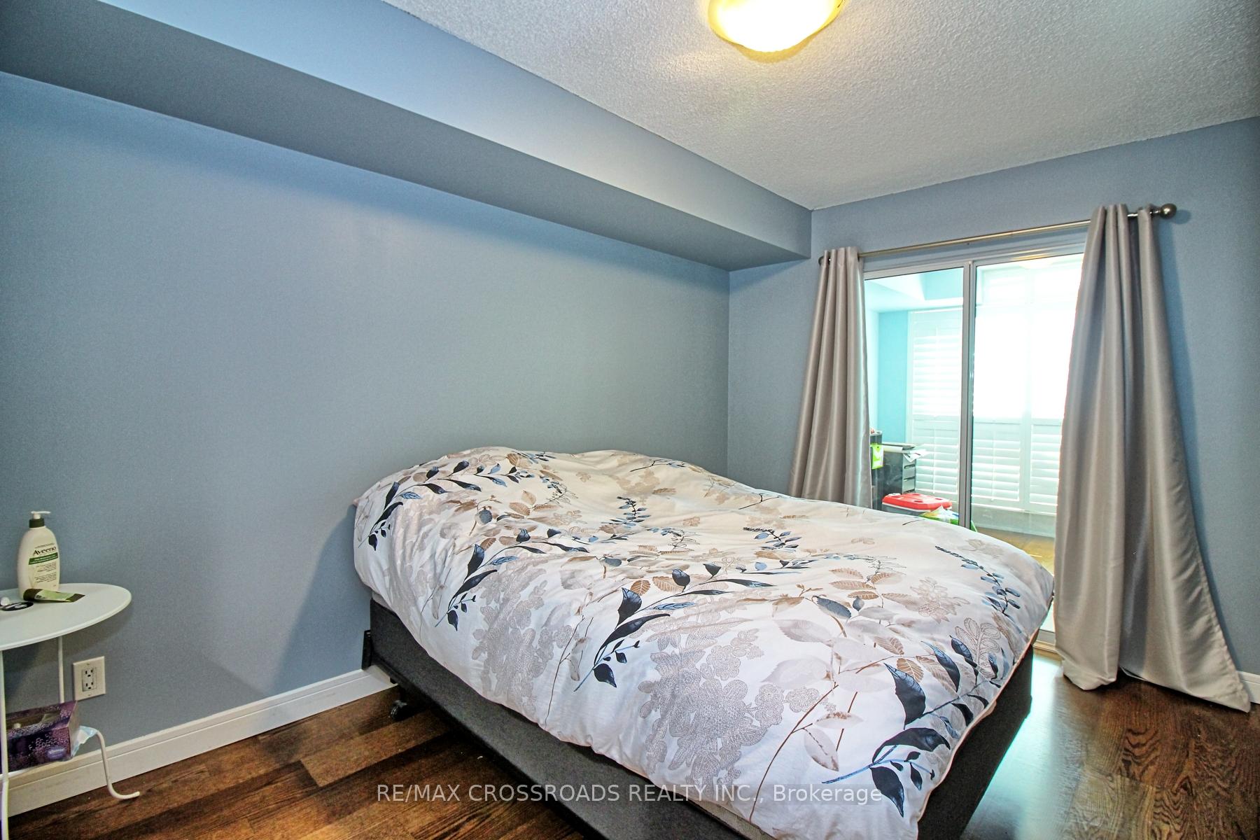 Photo 9 of Unit 503, 31 Bales Avenue, North York, Willowdale East — HOMEH