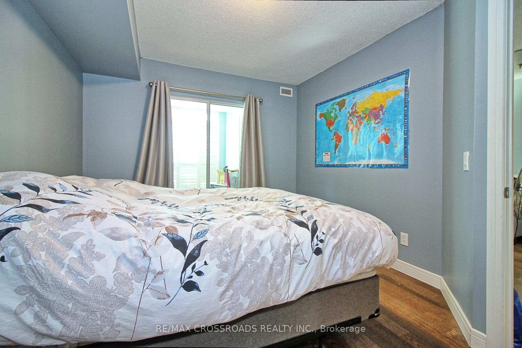 Photo 10 of Unit 503, 31 Bales Avenue, North York, Willowdale East — HOMEH