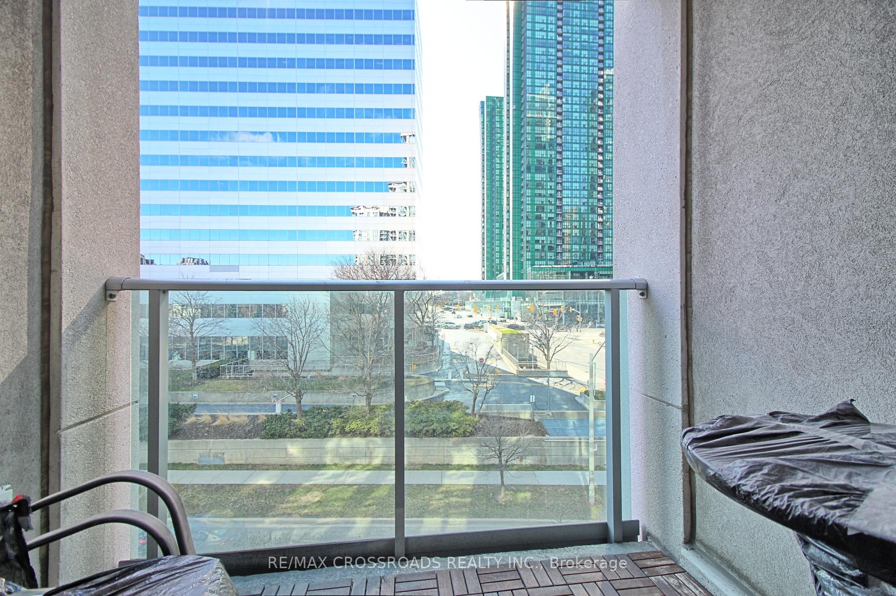 Photo 13 of Unit 503, 31 Bales Avenue, North York, Willowdale East — HOMEH