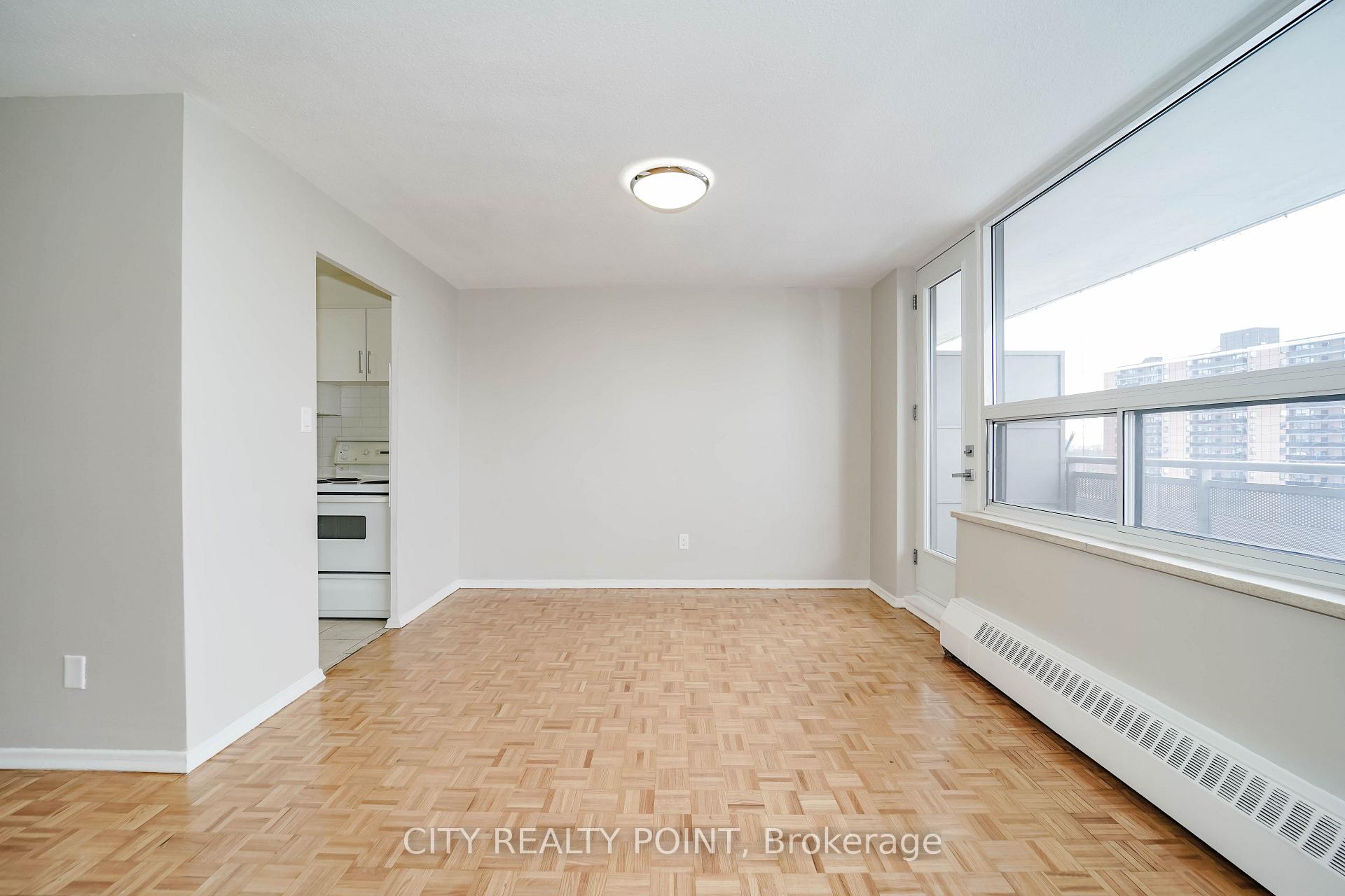 Photo 7 of Unit 1412, 6200 Bathurst Street, North York, Westminster-Branson — HOMEH