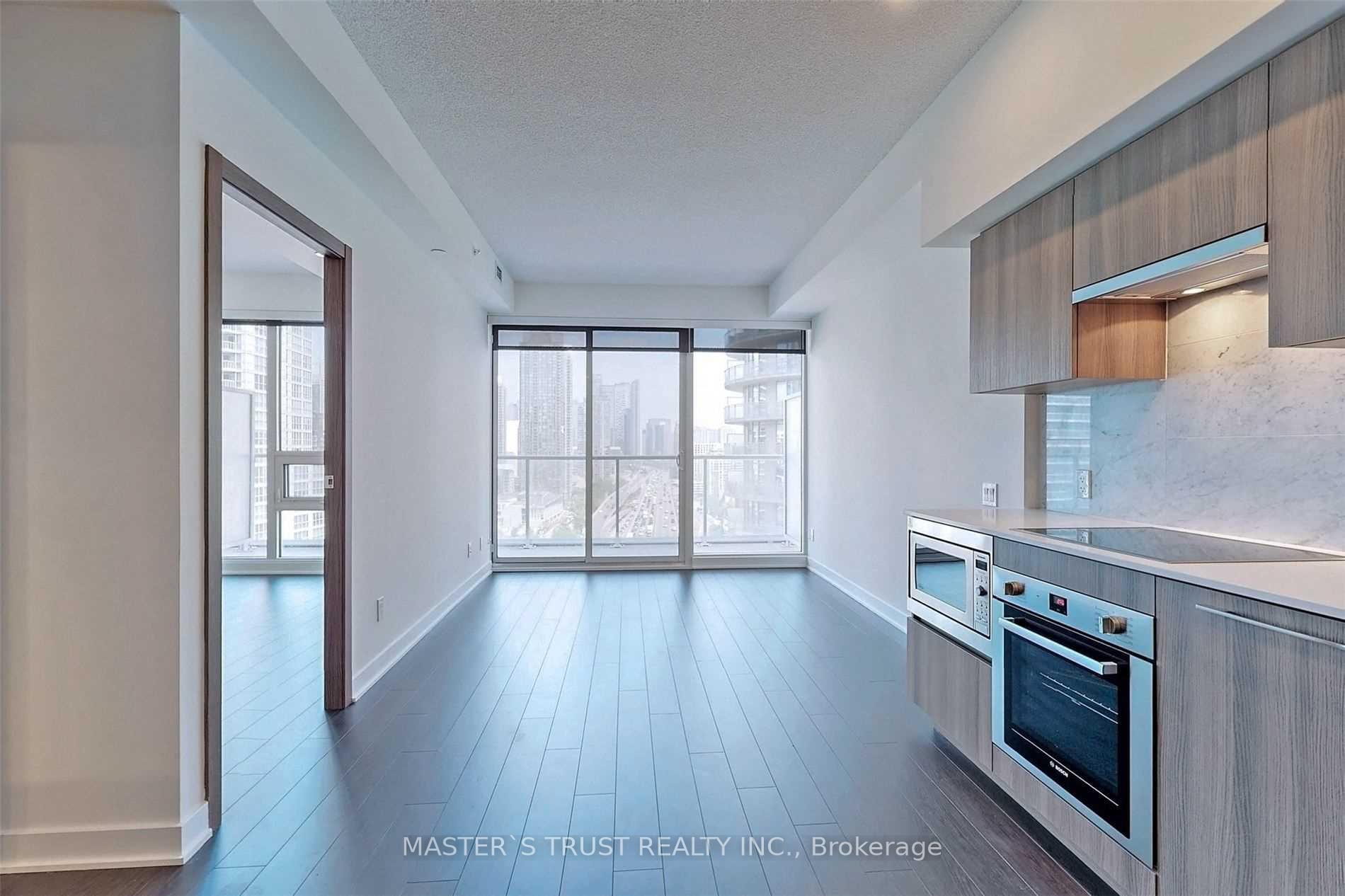 Photo 3 of Unit 2611, 17 Bathurst Street, Toronto, Waterfront Communities — HOMEH