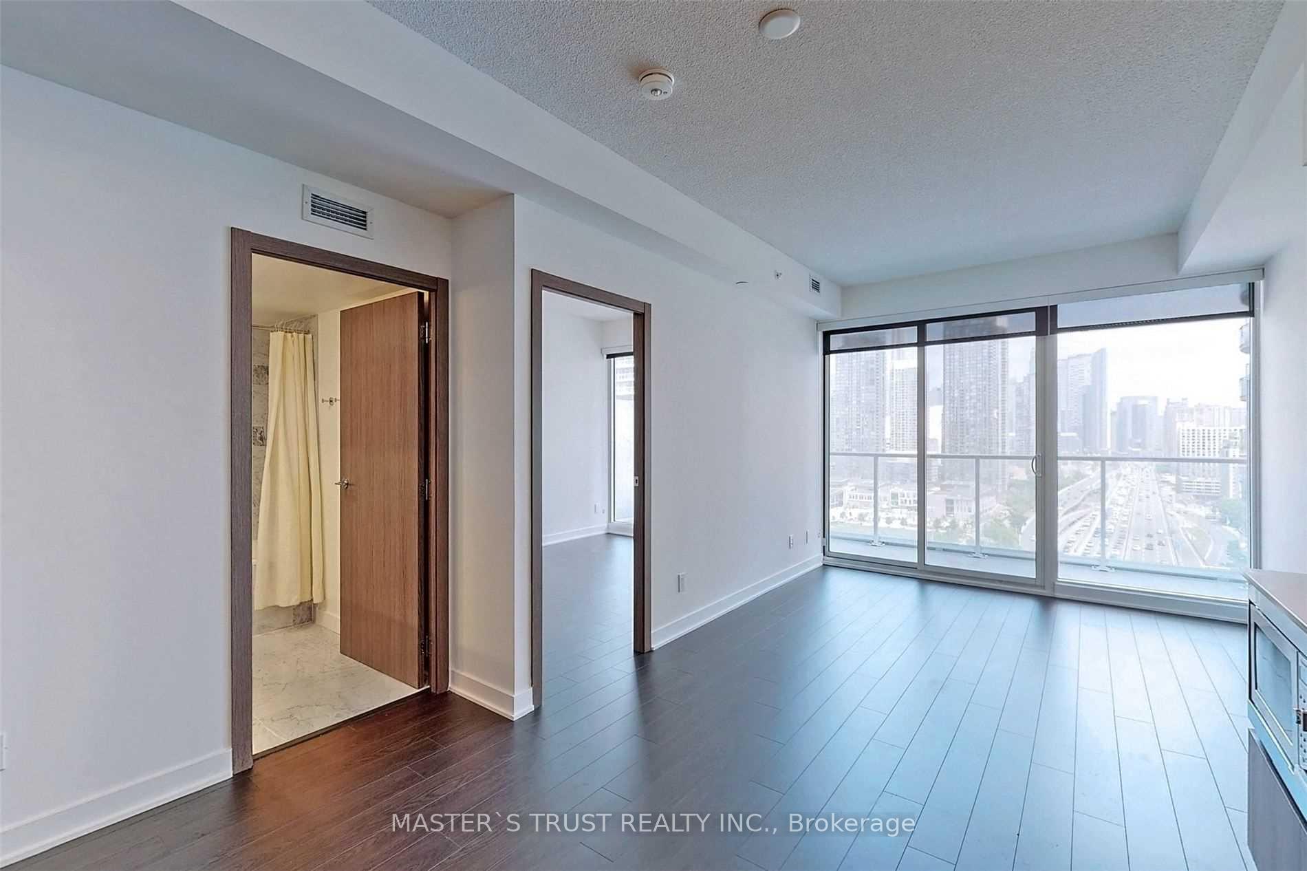 Photo 6 of Unit 2611, 17 Bathurst Street, Toronto, Waterfront Communities — HOMEH