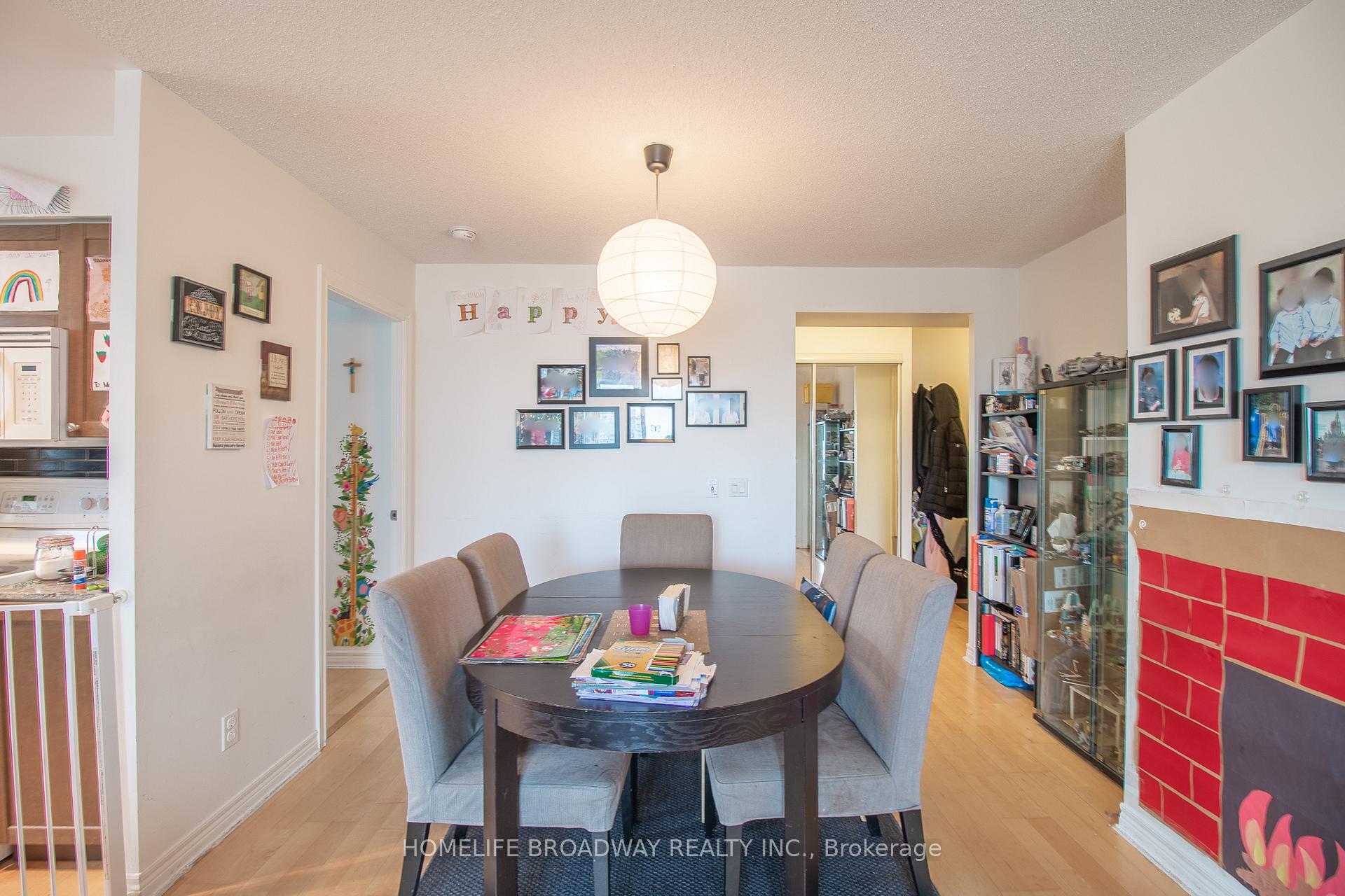 Photo 7 of Unit 2305, 763 Bay Street, Toronto, Bay Street Corridor — HOMEH