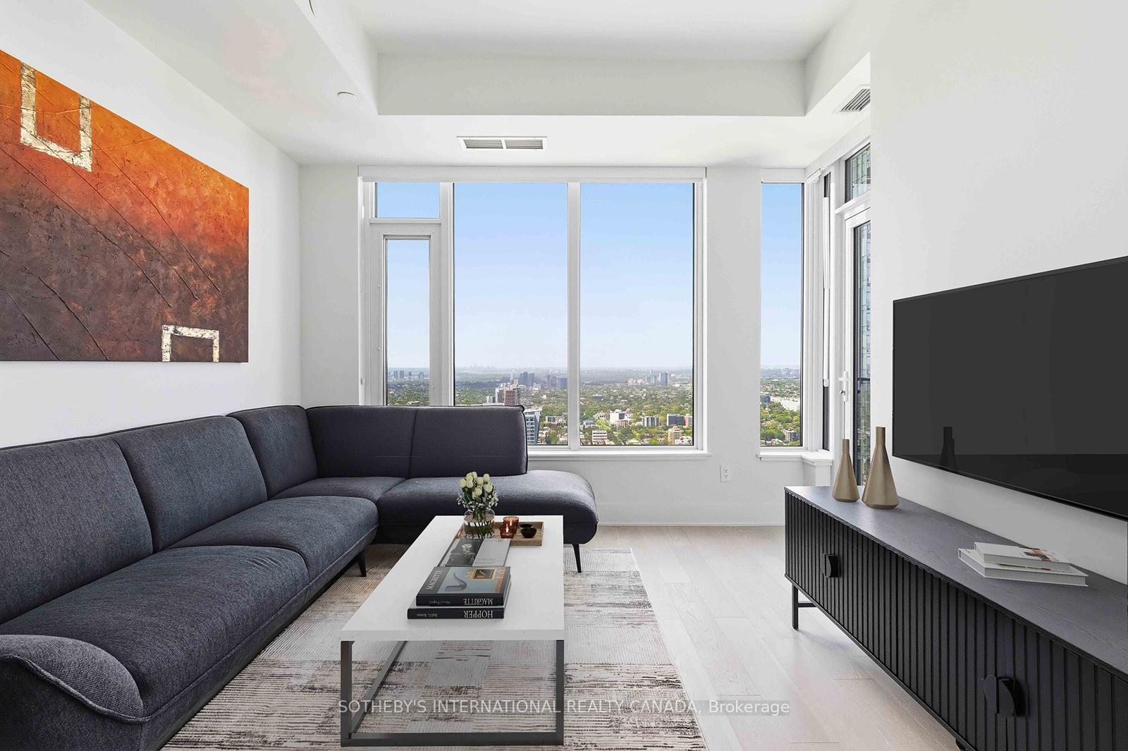 Front of Unit 5010, 11 Yorkville Avenue