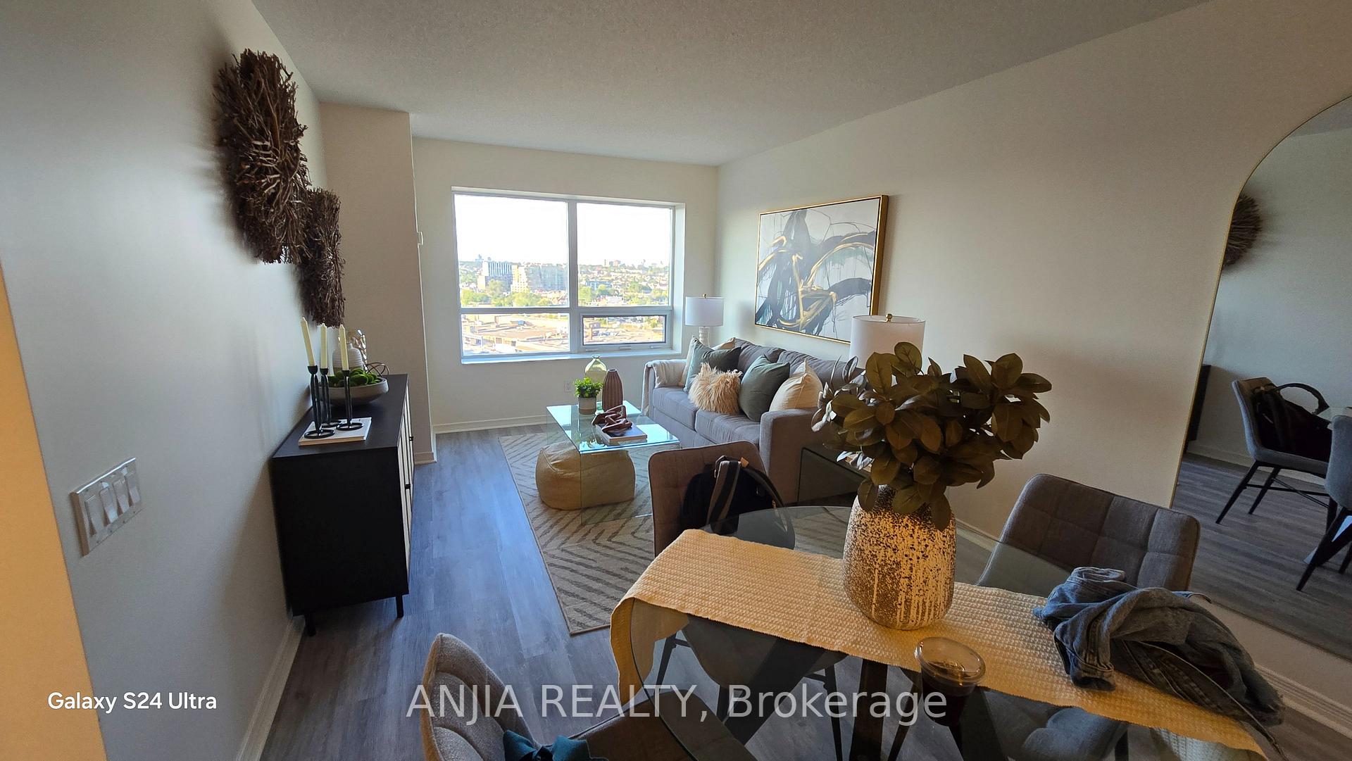 Photo 5 of Unit 1510, 61 Heintzman Street, Toronto, Junction Area — HOMEH