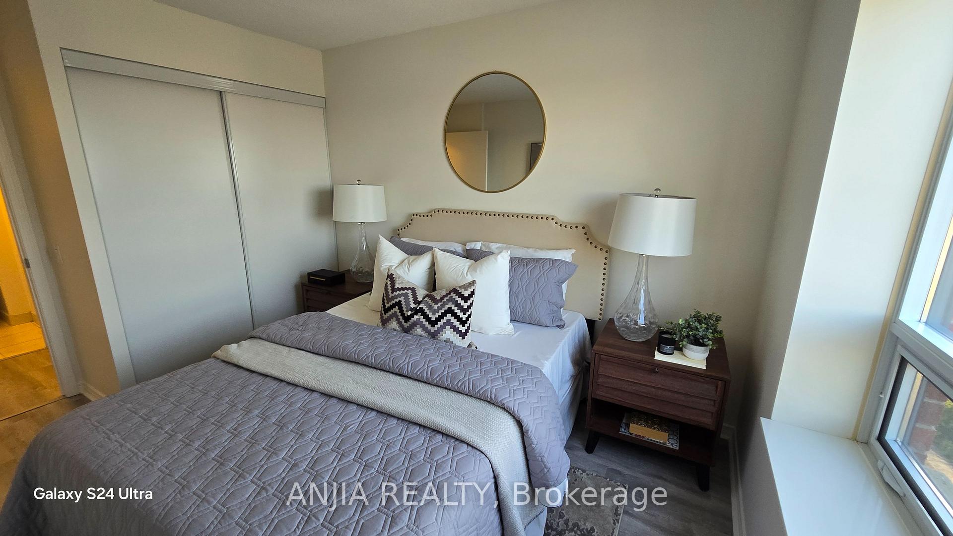 Photo 9 of Unit 1510, 61 Heintzman Street, Toronto, Junction Area — HOMEH