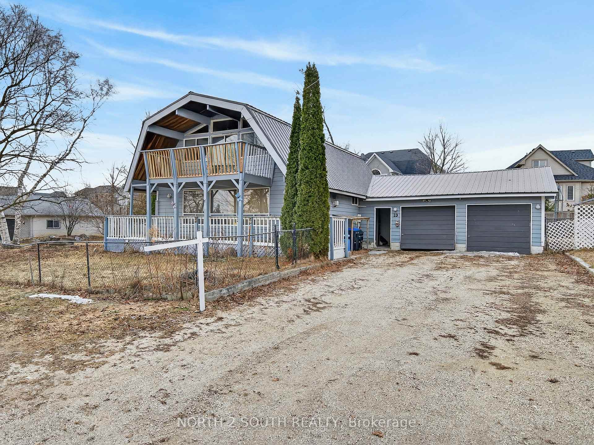 Photo 4 of 13 Bayview Avenue, Wasaga Beach — HOMEH