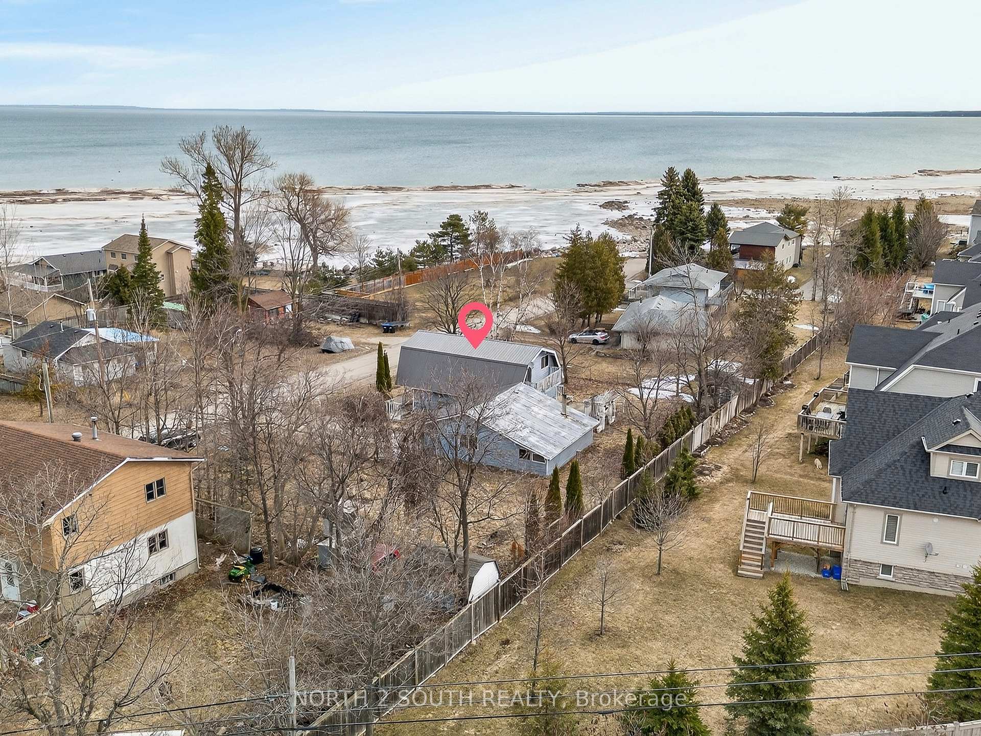 Photo 17 of 13 Bayview Avenue, Wasaga Beach — HOMEH