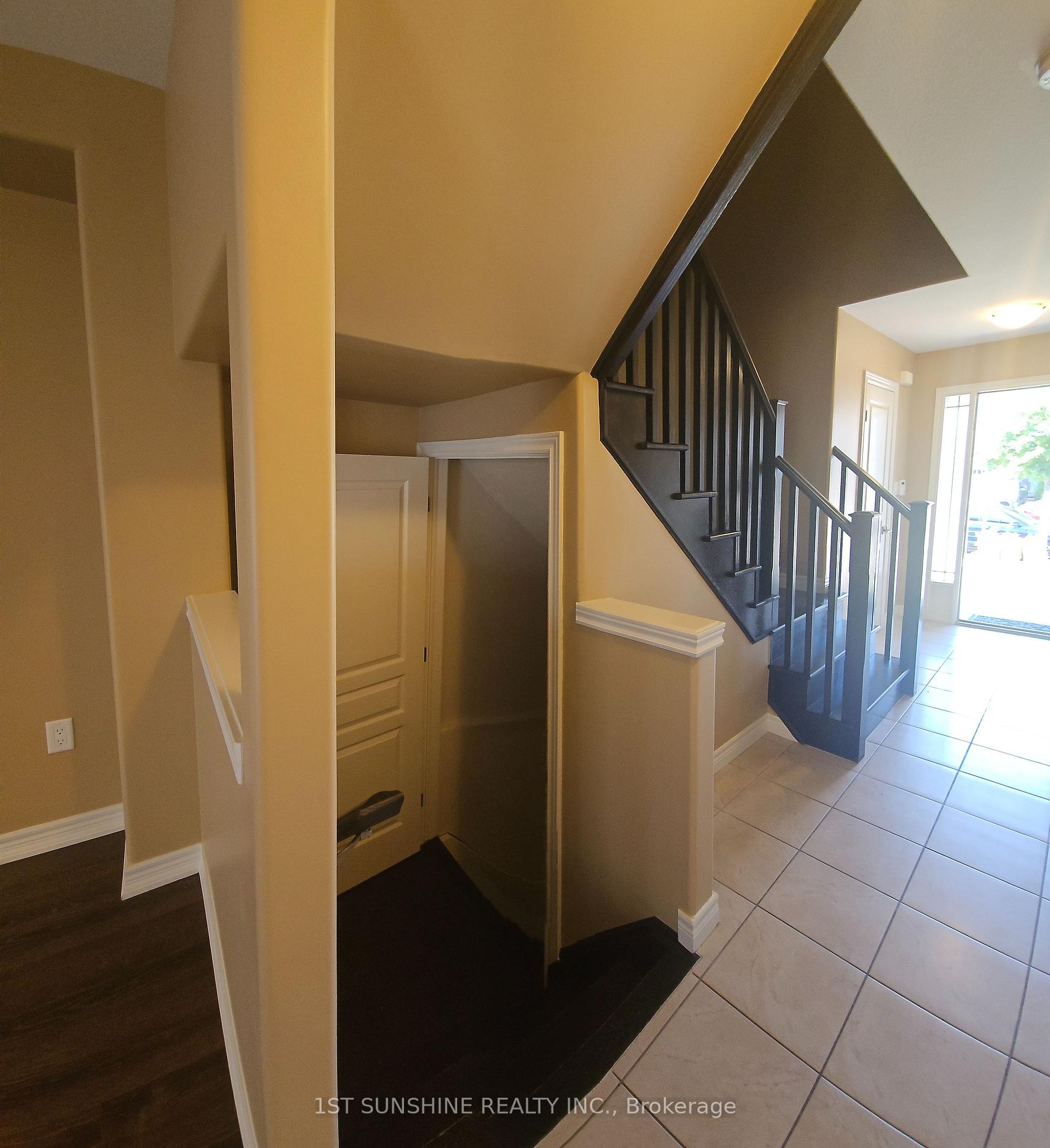 Photo 5 of 91 Chamomile Drive, Hamilton, Eleanor — HOMEH