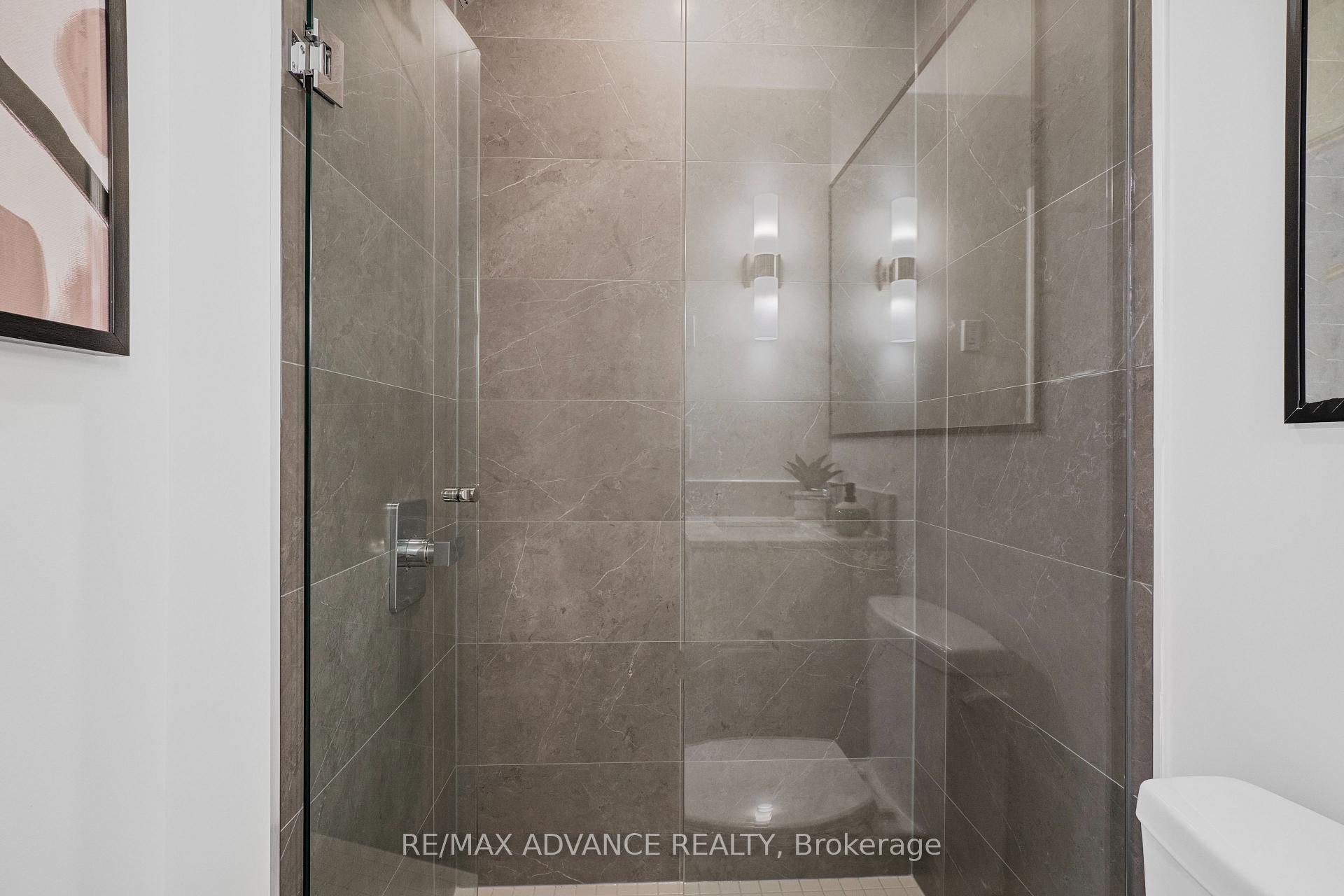 Photo 15 of Unit 21, 75 Curlew Drive, North York, Parkwoods-Donalda — HOMEH