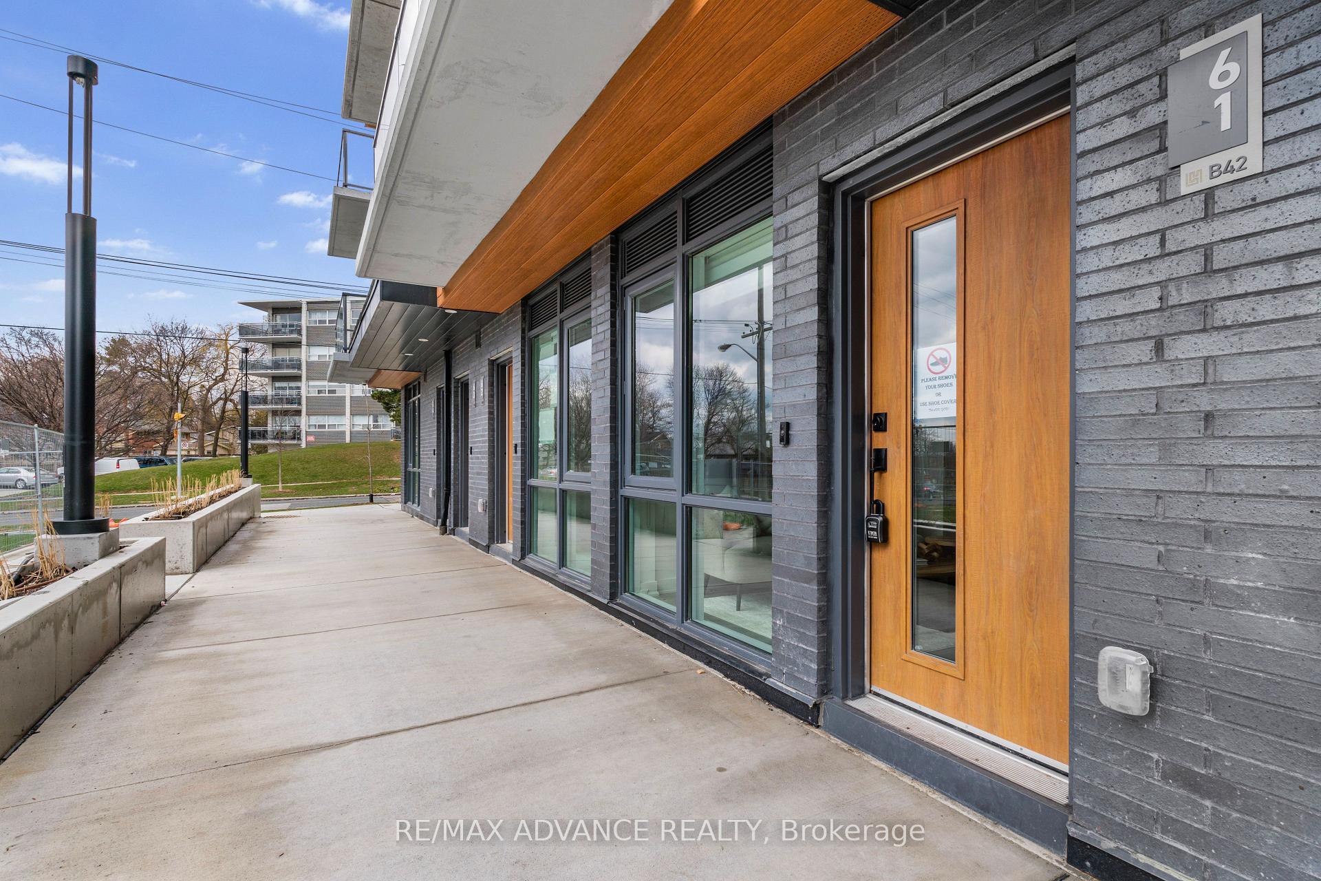 Photo 17 of Unit 21, 75 Curlew Drive, North York, Parkwoods-Donalda — HOMEH