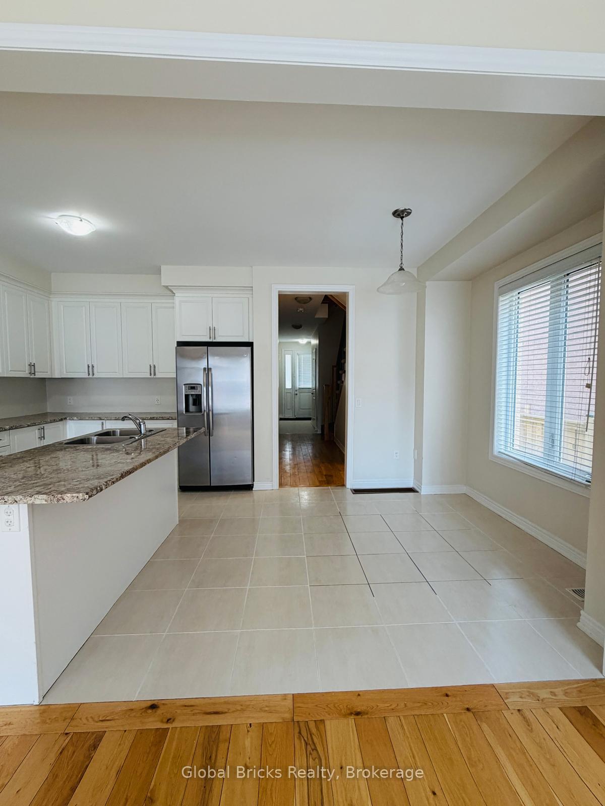 Photo 6 of 16 Talence Drive, Hamilton, Stoney Creek Mountain — HOMEH