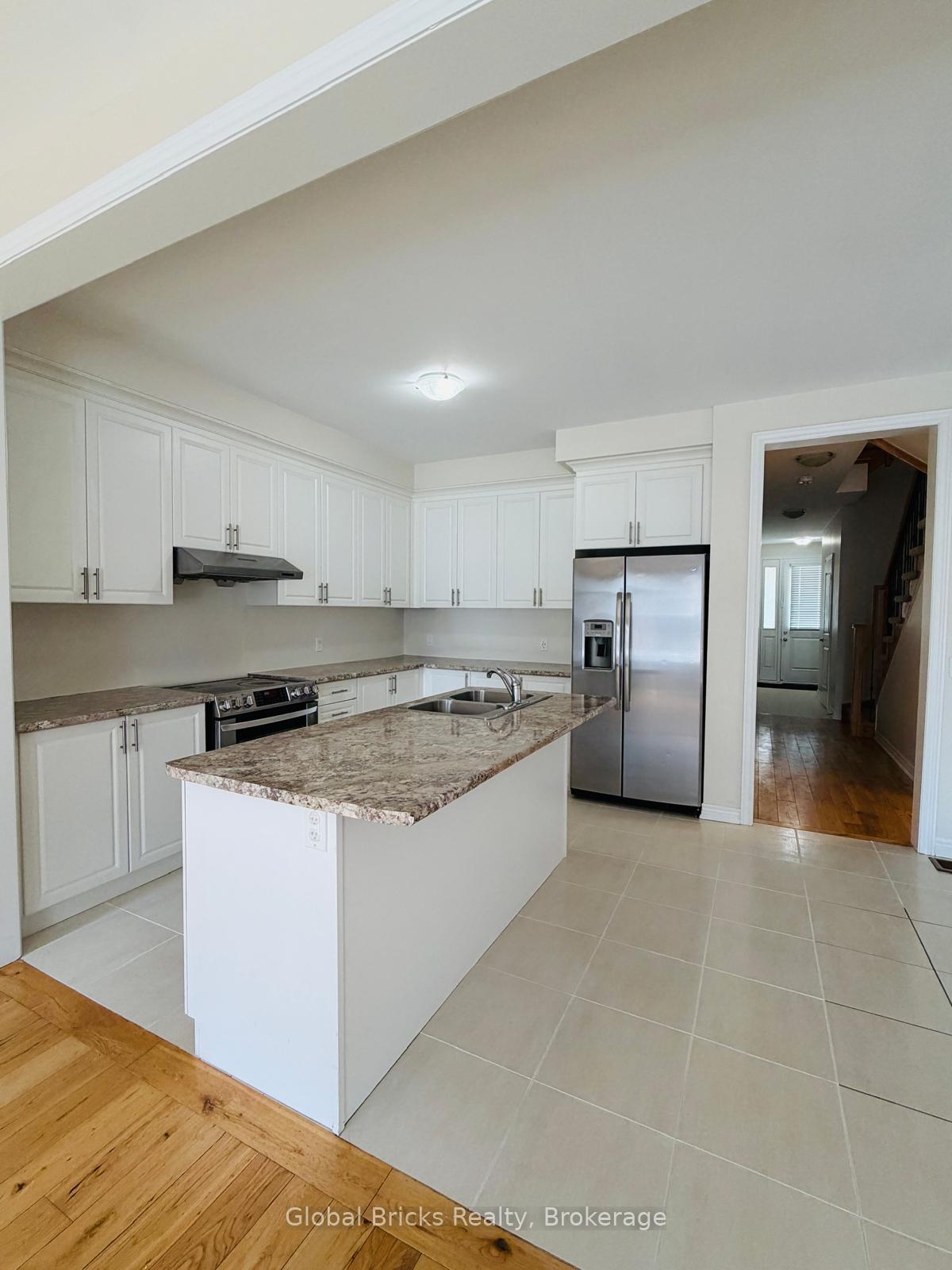 Photo 7 of 16 Talence Drive, Hamilton, Stoney Creek Mountain — HOMEH