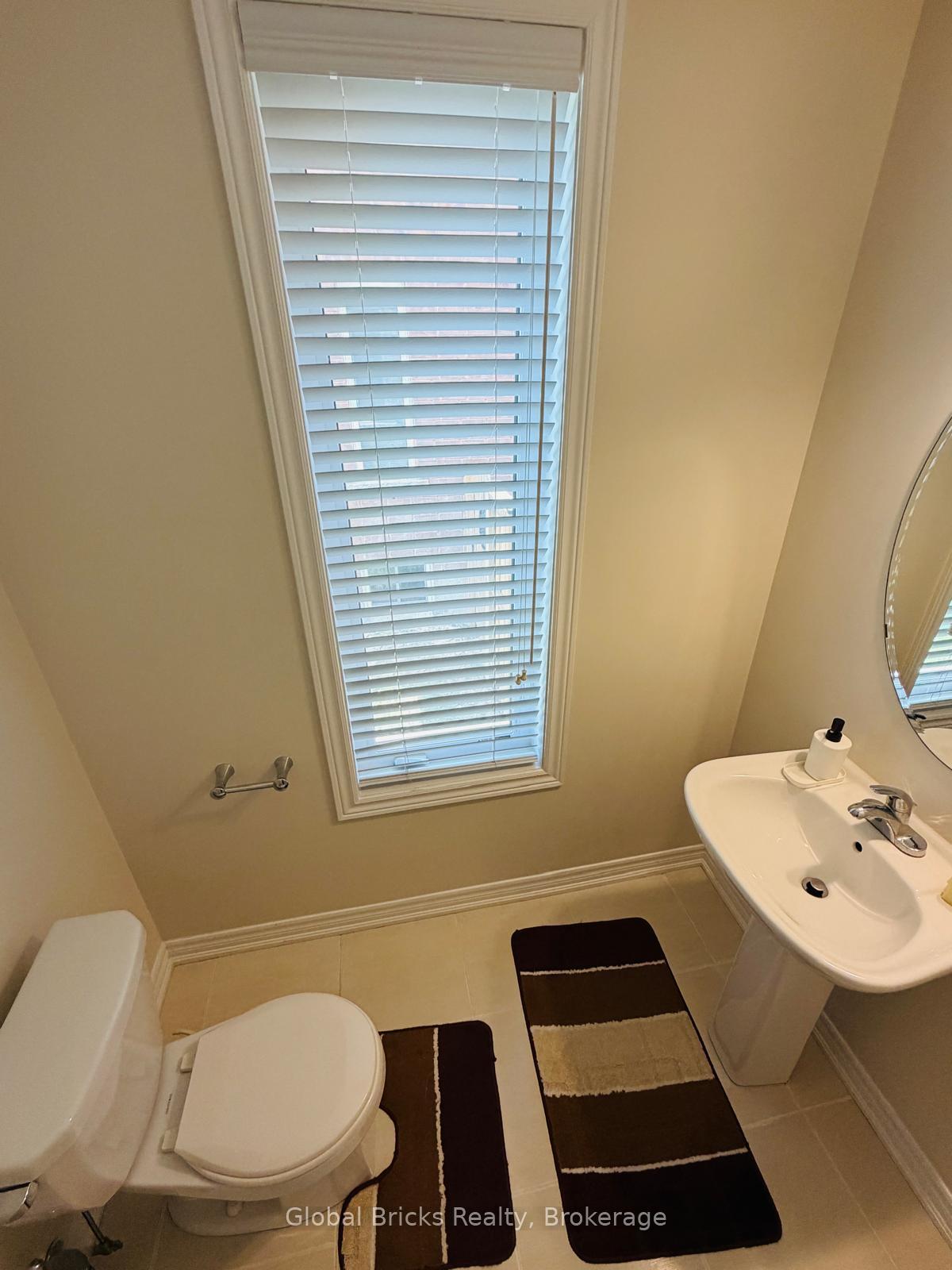 Photo 12 of 16 Talence Drive, Hamilton, Stoney Creek Mountain — HOMEH