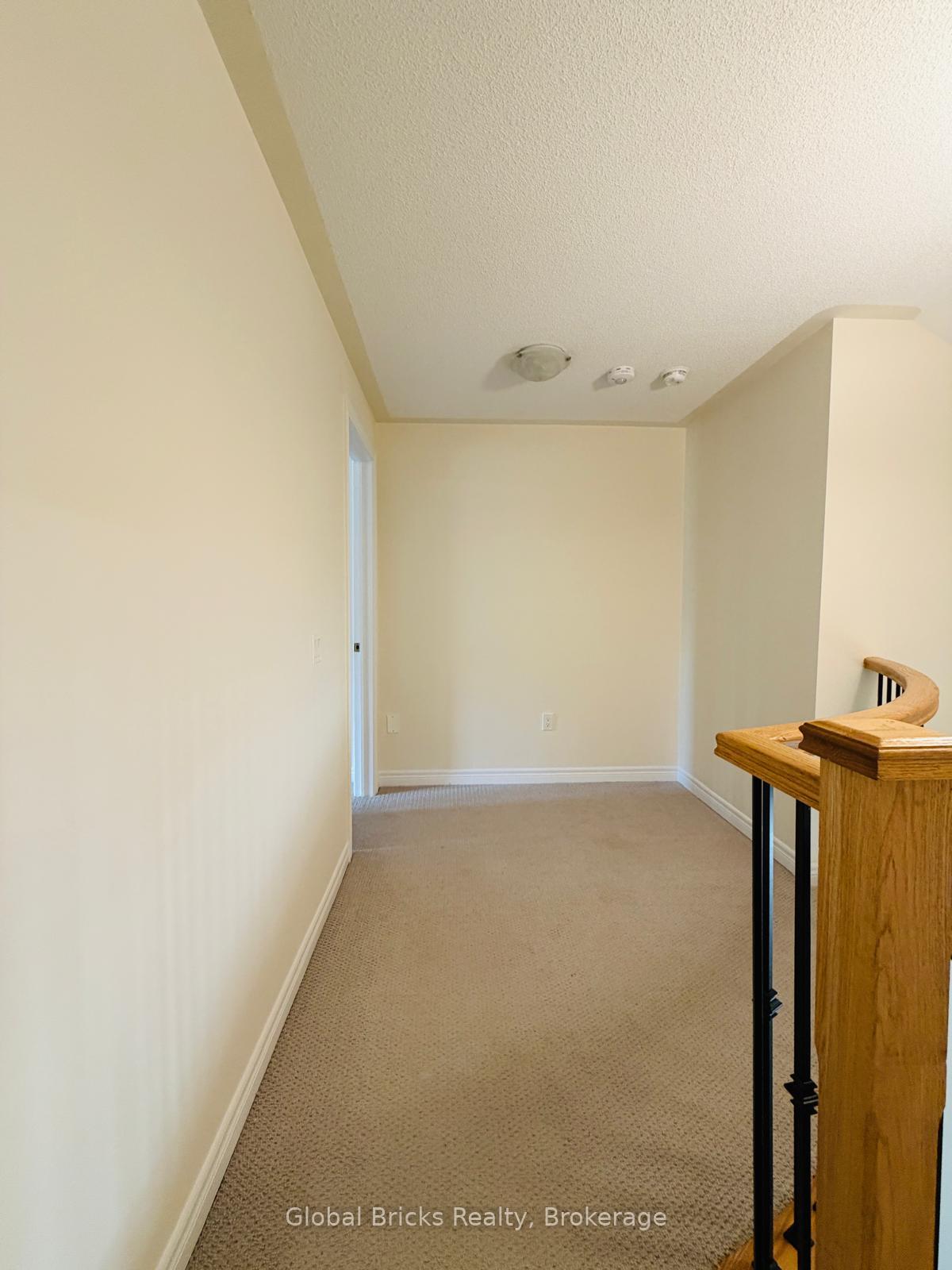 Photo 25 of 16 Talence Drive, Hamilton, Stoney Creek Mountain — HOMEH