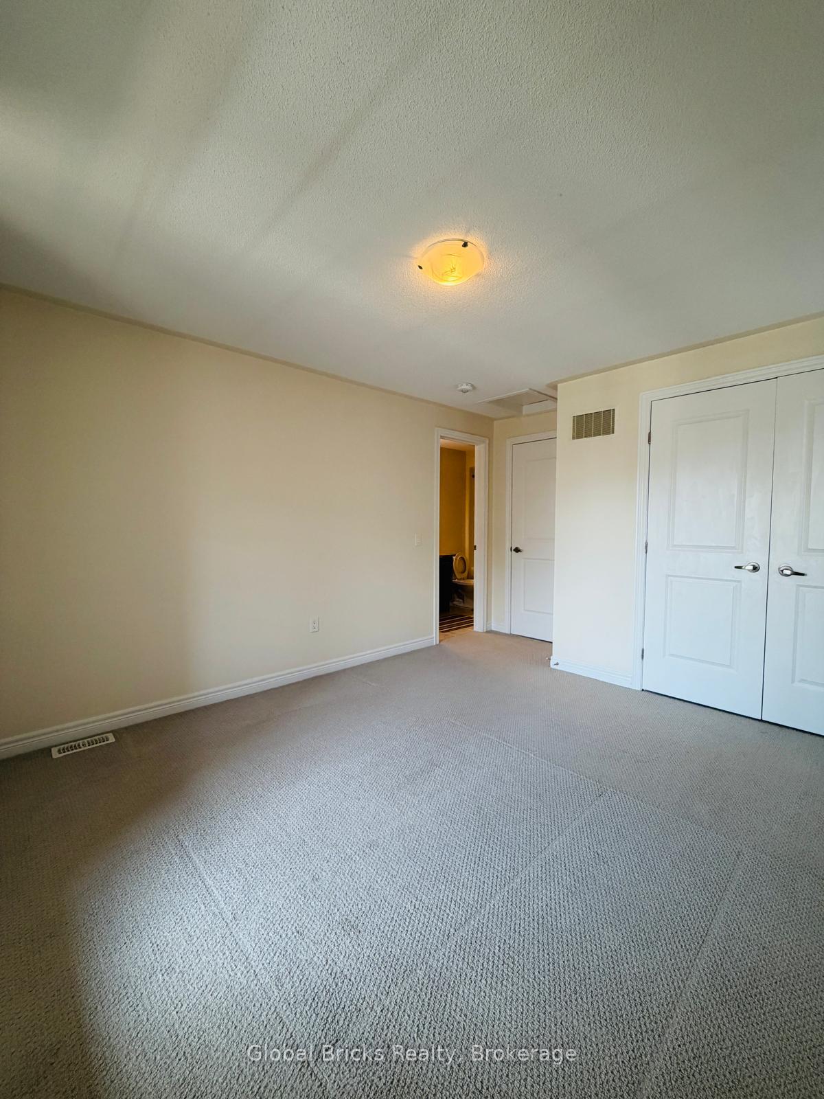 Photo 27 of 16 Talence Drive, Hamilton, Stoney Creek Mountain — HOMEH