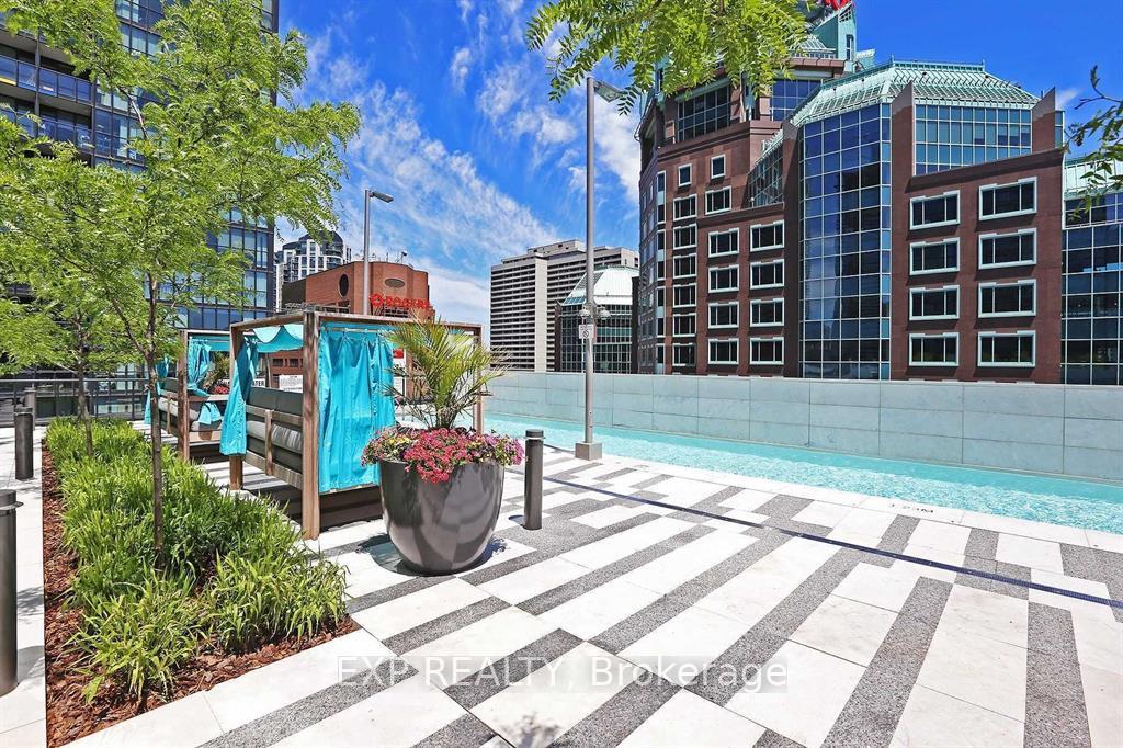 Photo 3 of Unit 4804, 101 Charles Street E, Toronto, Church-Yonge Corridor — HOMEH