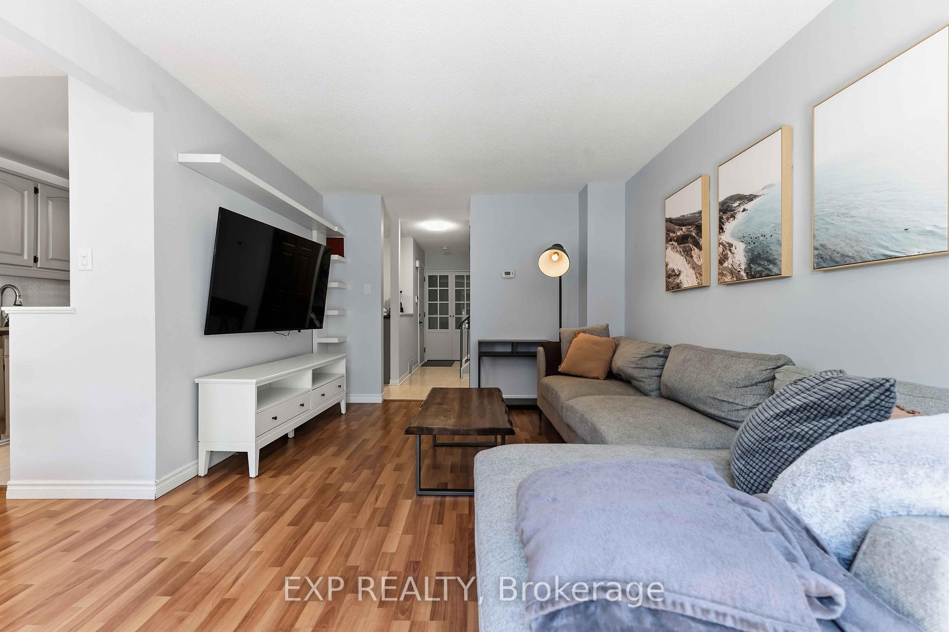 Photo 5 of Unit 52, 2078 Orient Park Drive, Ottawa, Blackburn Hamlet (South) — HOMEH
