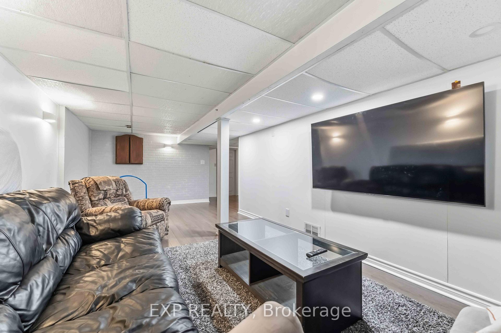 Photo 17 of Unit 52, 2078 Orient Park Drive, Ottawa, Blackburn Hamlet (South) — HOMEH