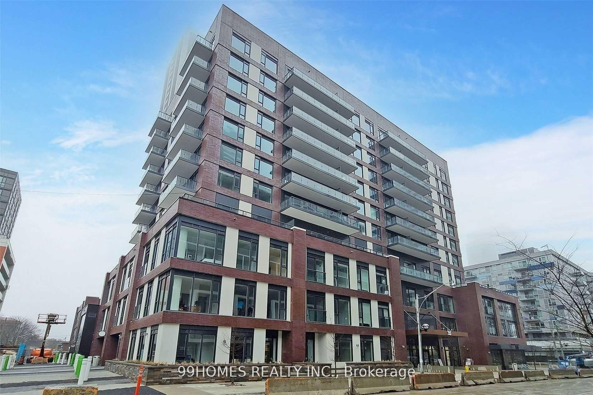 Front of Unit 1113, 35 Tubman Avenue