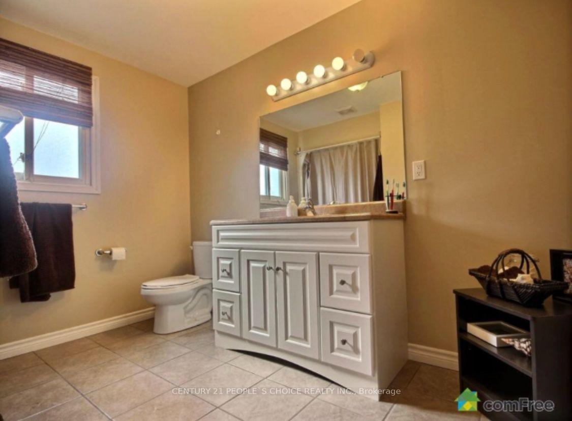 Photo 7 of Unit 2, 3784 Sinnicks Avenue, Niagara Falls, Church's Lane — HOMEH