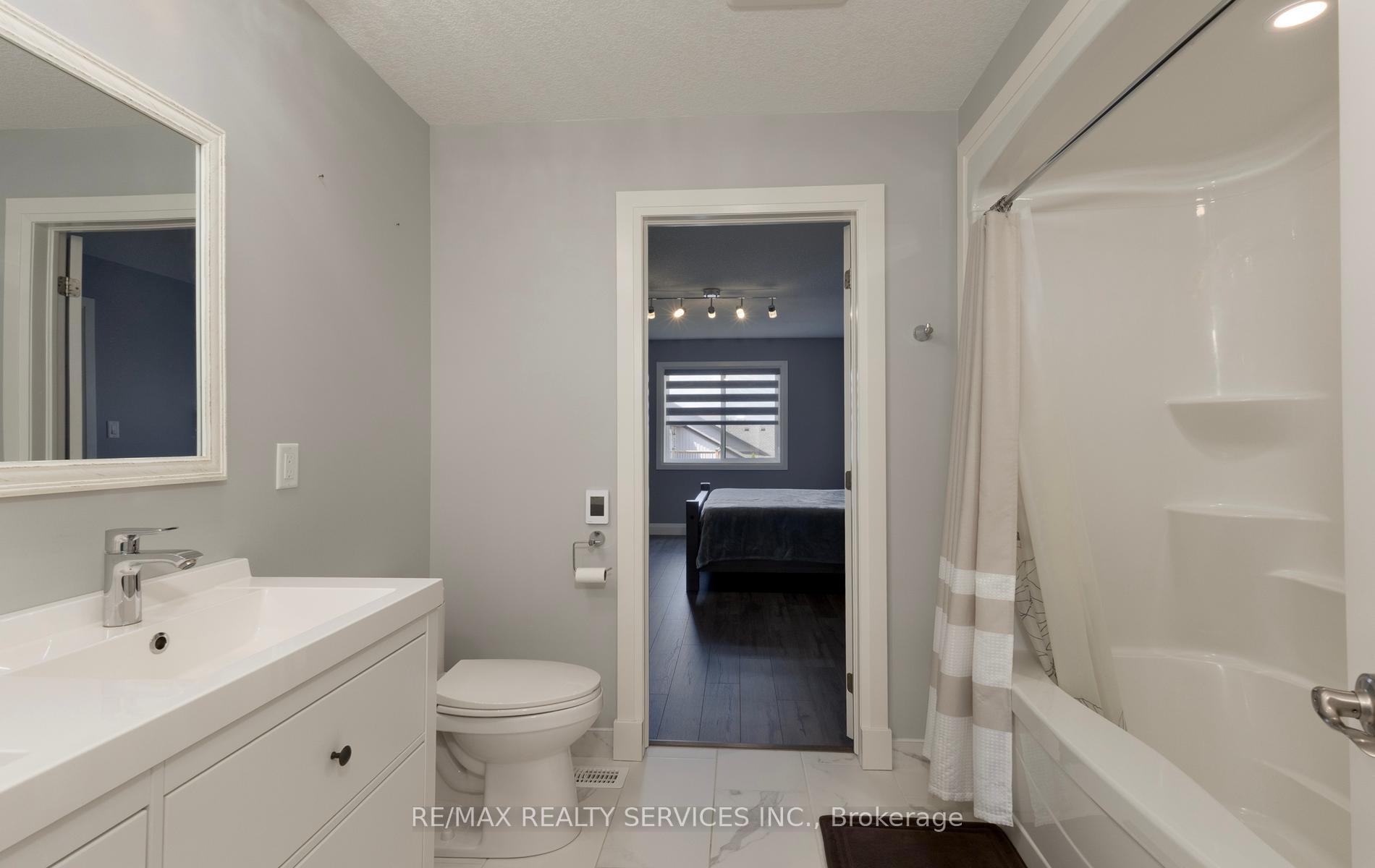 Photo 35 of 63 Kenton Street, West Perth, Mitchell — HOMEH