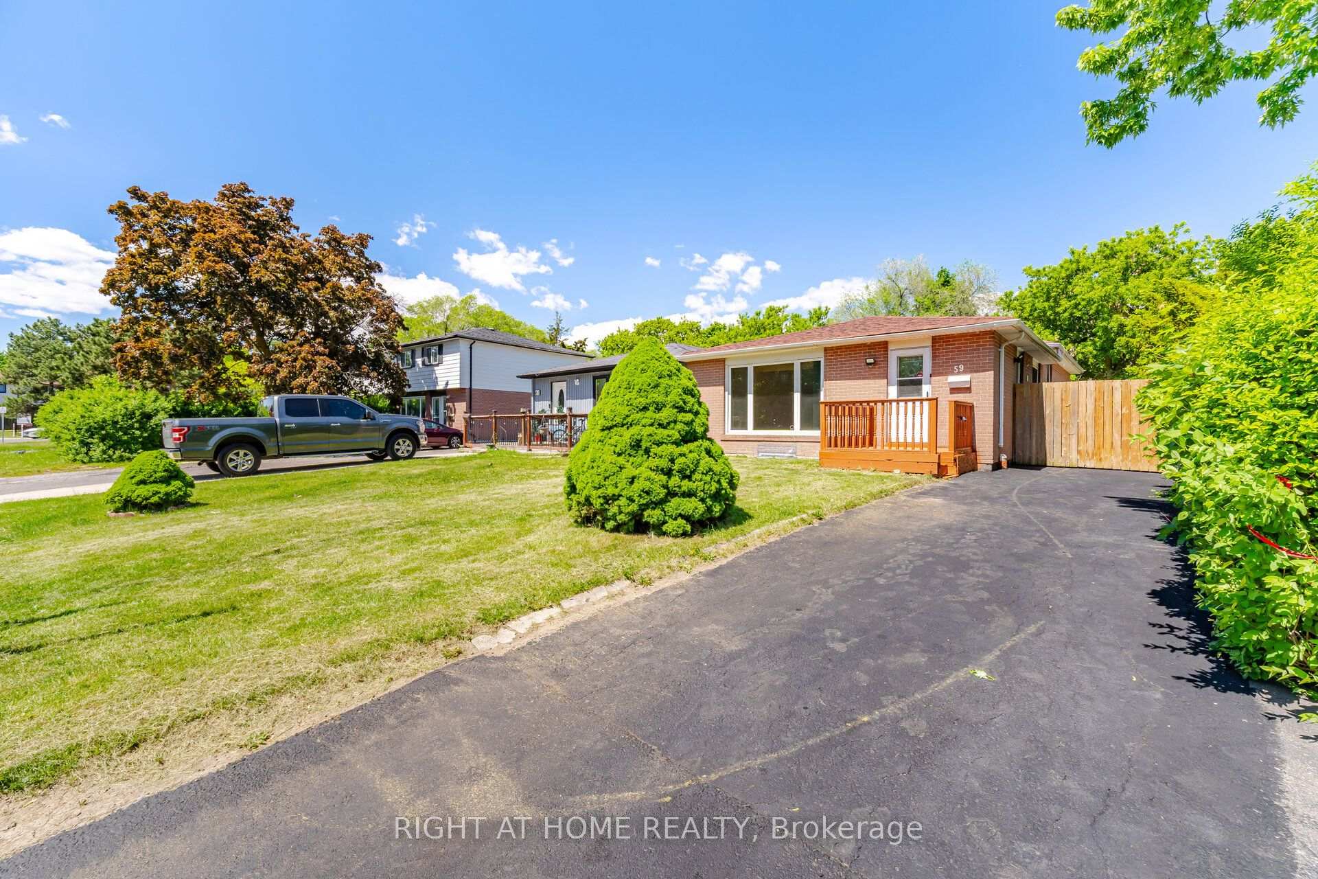 Photo 1 of 59 Edenborough Drive, Brampton, Southgate — HOMEH