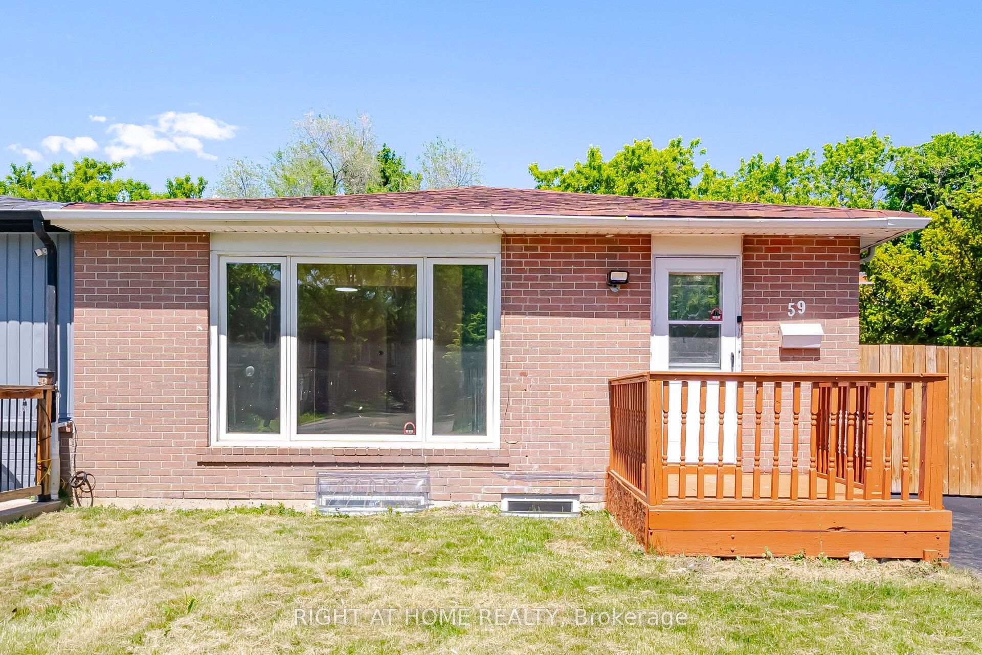 Photo 3 of 59 Edenborough Drive, Brampton, Southgate — HOMEH