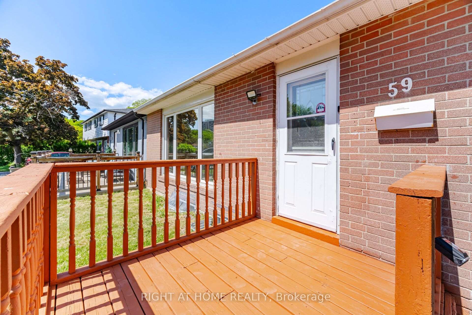 Photo 6 of 59 Edenborough Drive, Brampton, Southgate — HOMEH