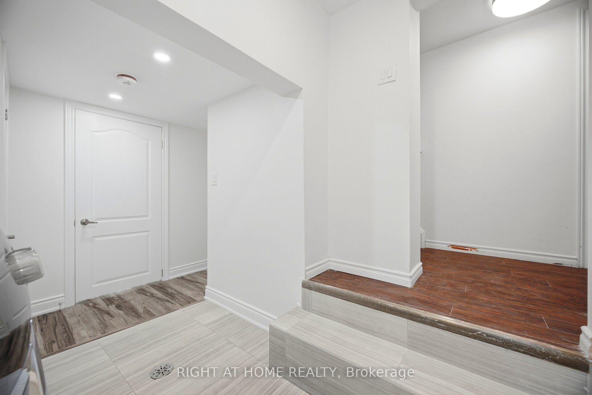Photo 30 of 59 Edenborough Drive, Brampton, Southgate — HOMEH