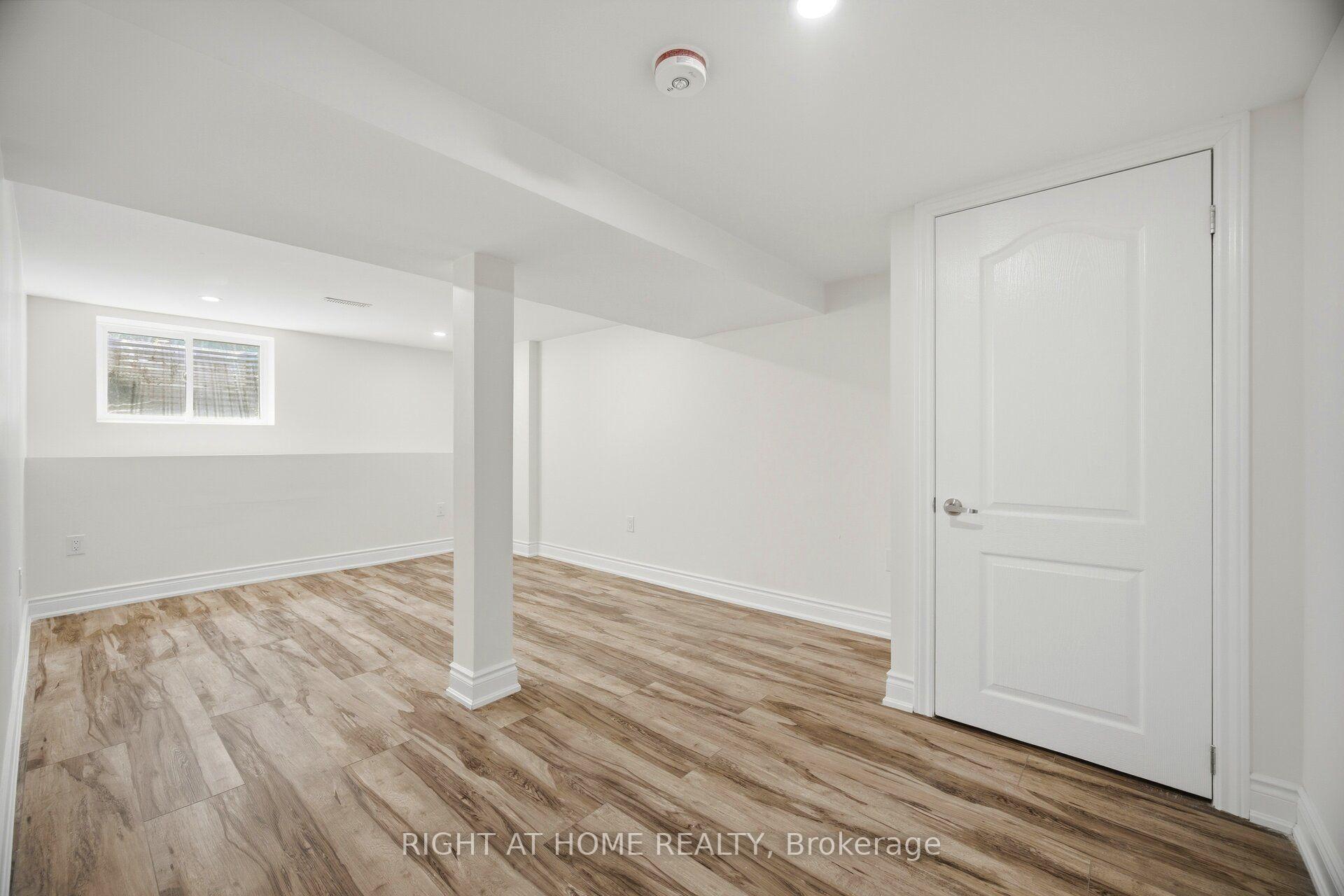 Photo 32 of 59 Edenborough Drive, Brampton, Southgate — HOMEH