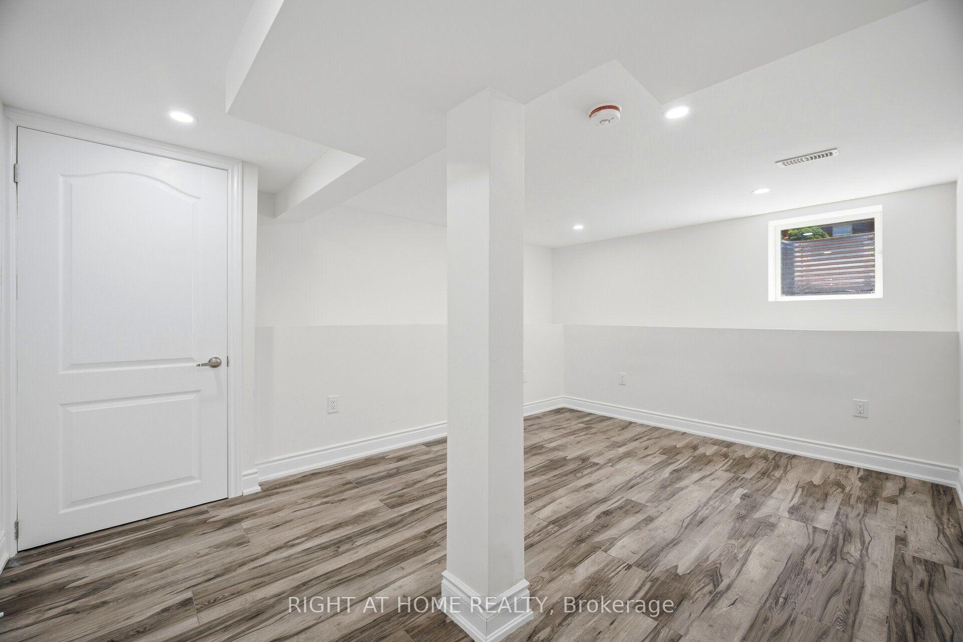 Photo 33 of 59 Edenborough Drive, Brampton, Southgate — HOMEH