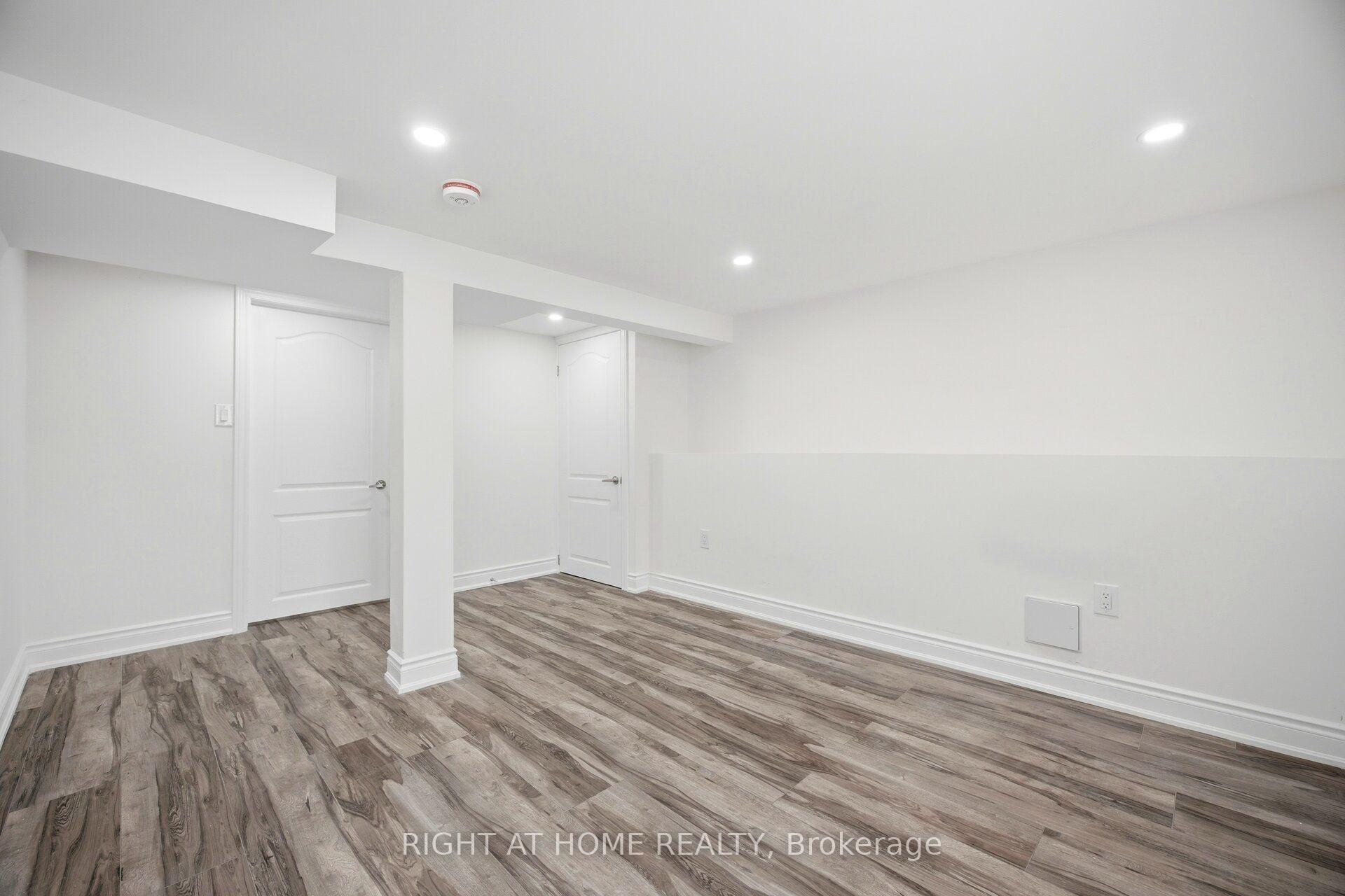Photo 34 of 59 Edenborough Drive, Brampton, Southgate — HOMEH