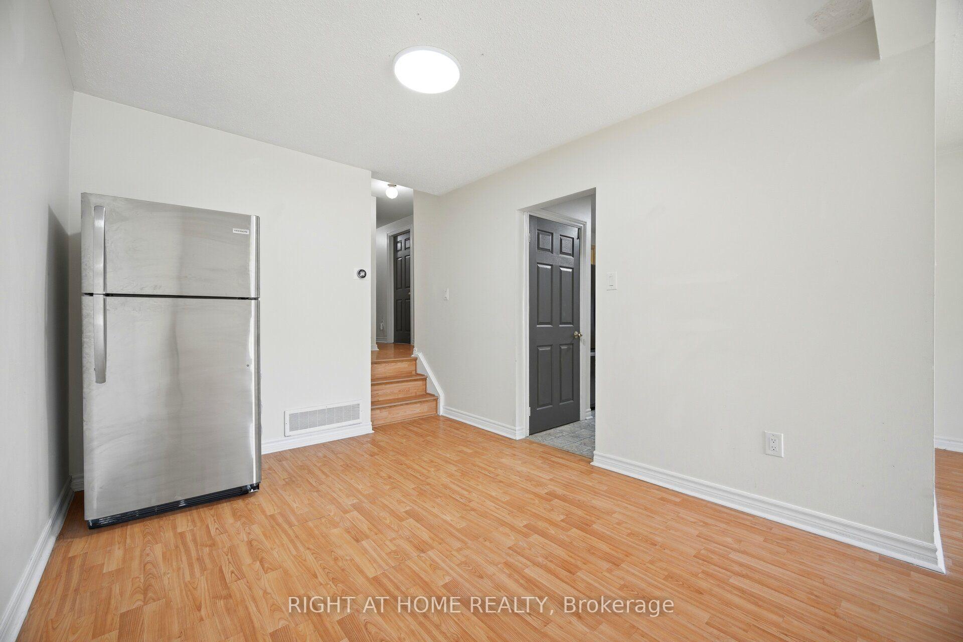 Photo 43 of 59 Edenborough Drive, Brampton, Southgate — HOMEH