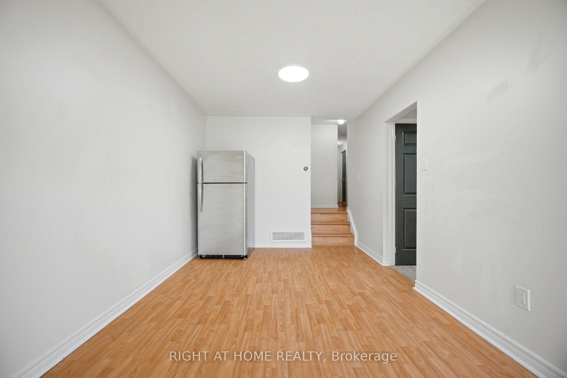 Photo 44 of 59 Edenborough Drive, Brampton, Southgate — HOMEH