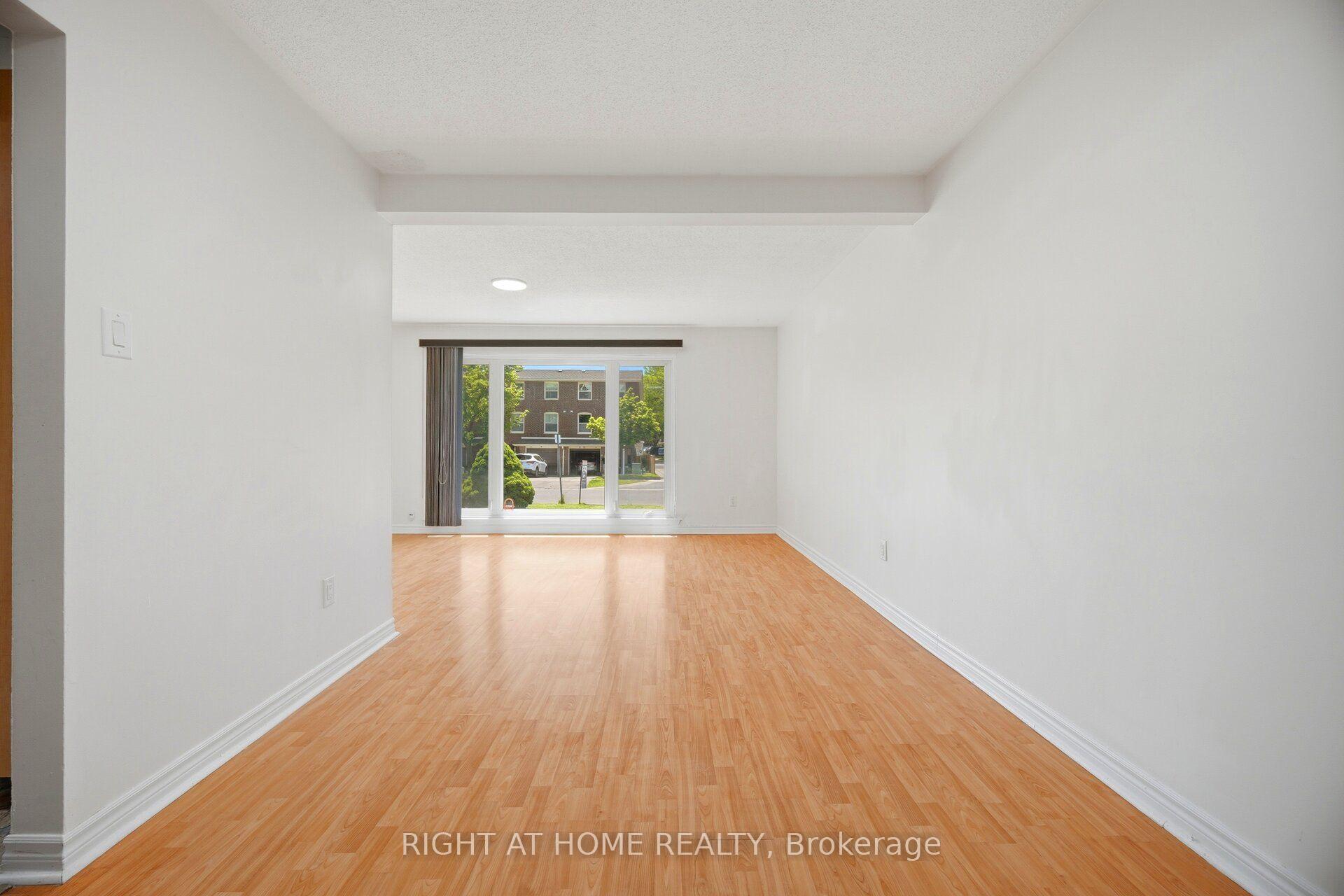 Photo 45 of 59 Edenborough Drive, Brampton, Southgate — HOMEH