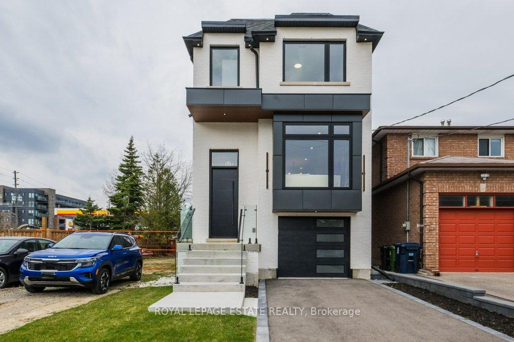 Photo 2 of 2G Lunness Road, Etobicoke, Alderwood — HOMEH