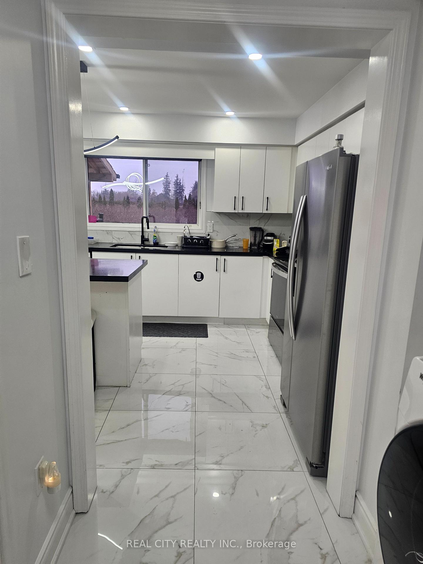 Photo 17 of 1680 Samuelson Circle, Mississauga, Meadowvale Village — HOMEH