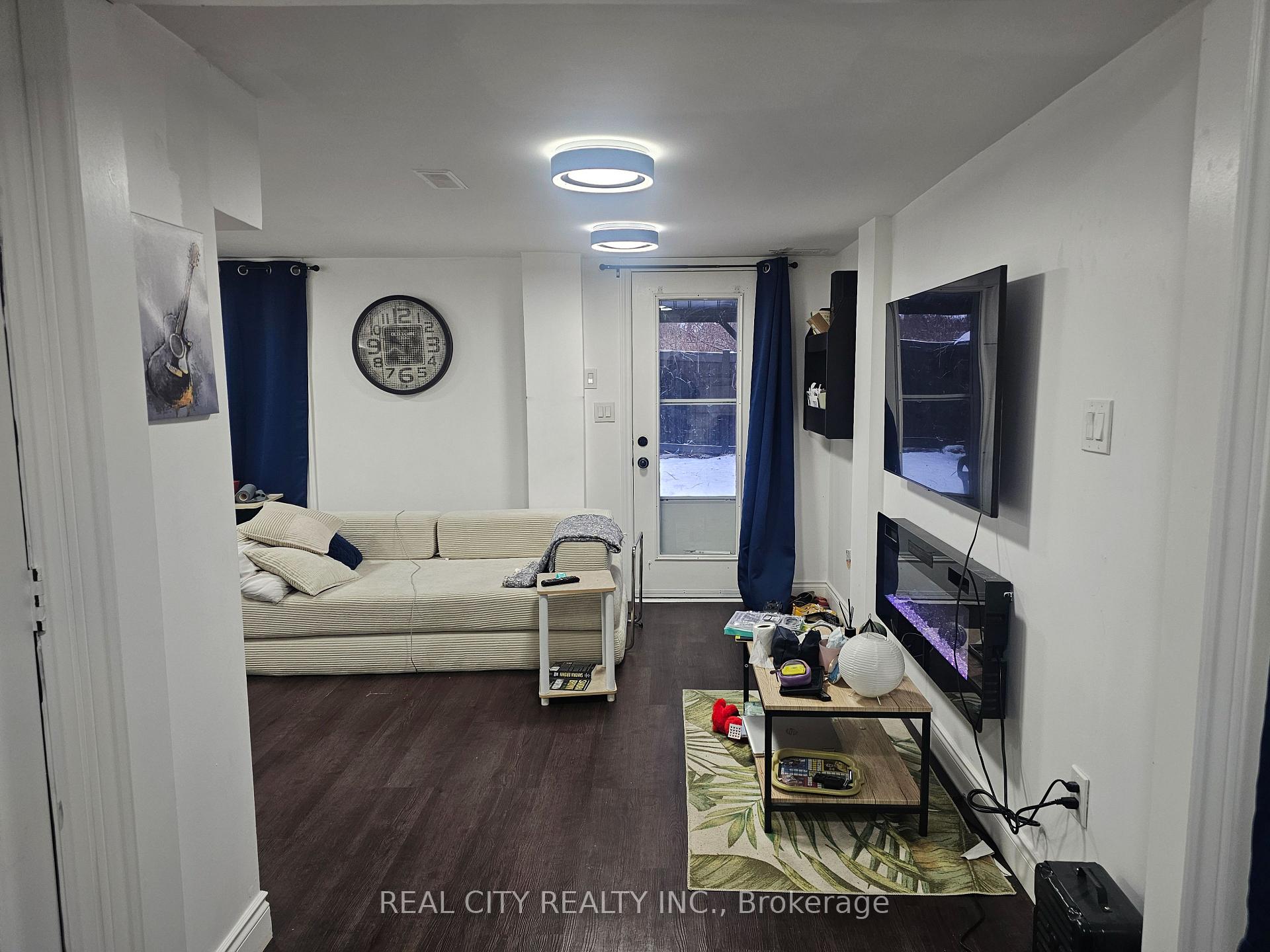 Photo 37 of 1680 Samuelson Circle, Mississauga, Meadowvale Village — HOMEH