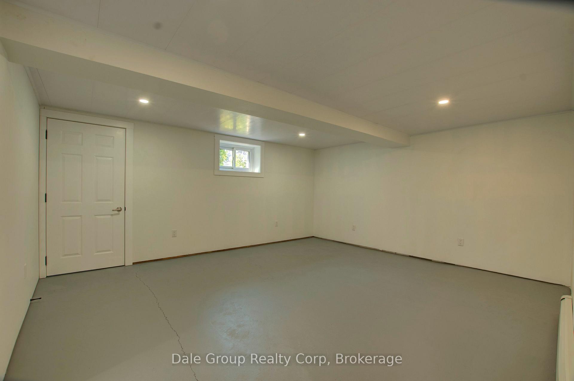 Photo 10 of 293 Albert Street, Central Huron, Clinton — HOMEH