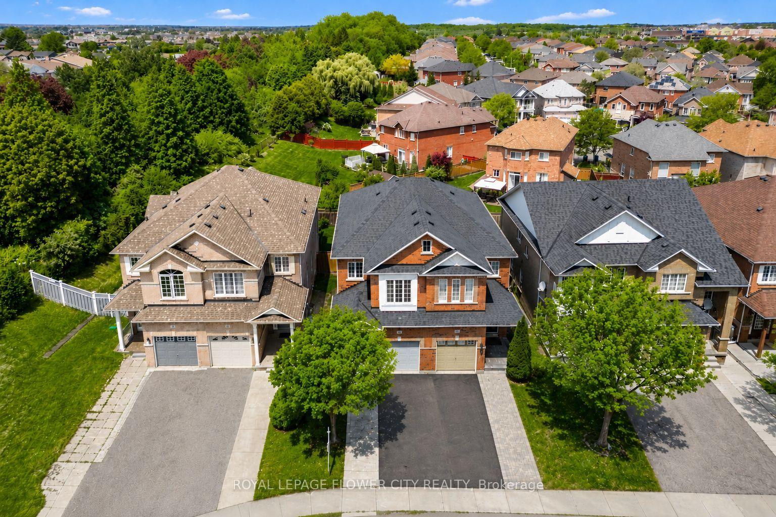 Photo 2 of 24 Martree Crescent, Brampton, Madoc — HOMEH