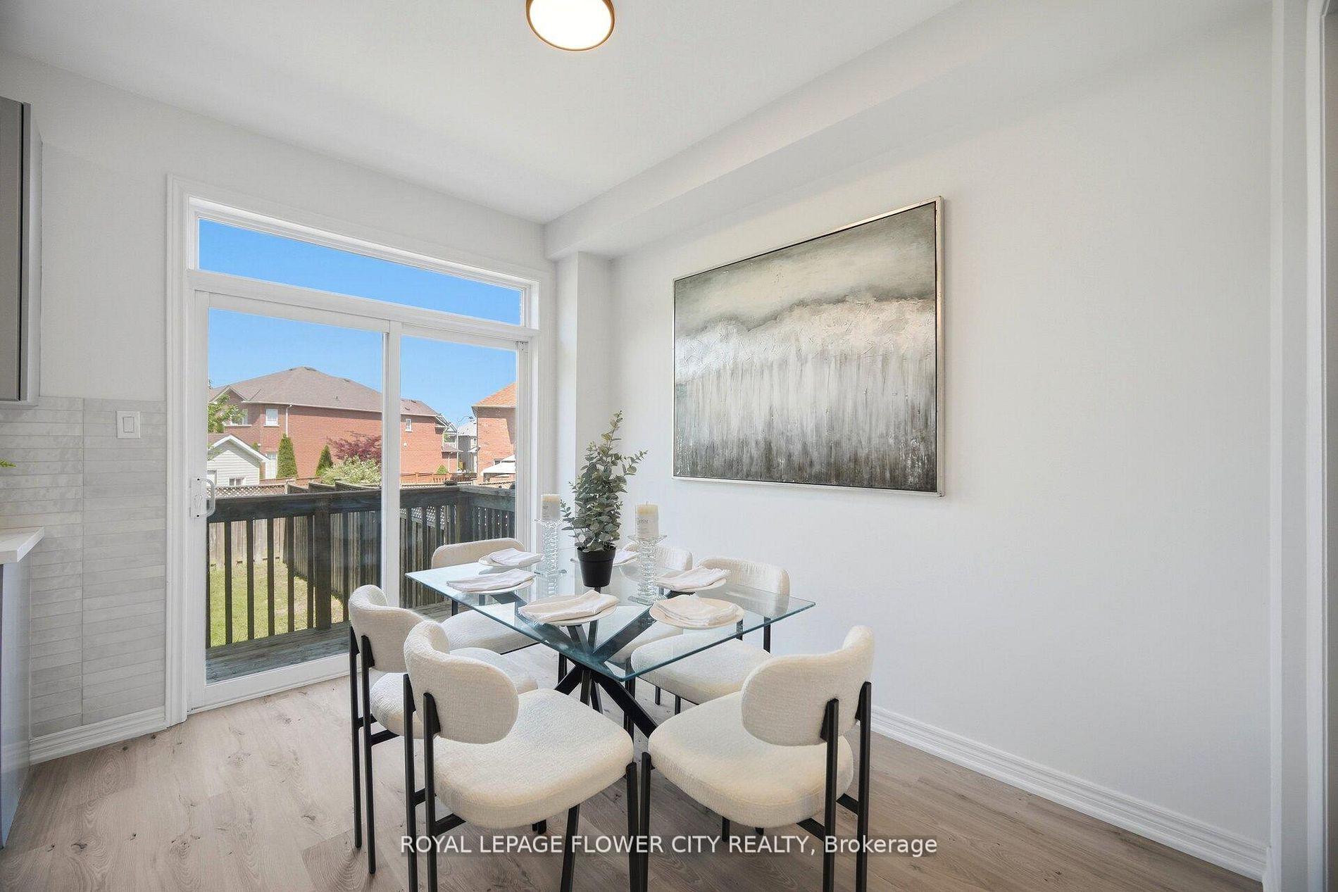 Photo 12 of 24 Martree Crescent, Brampton, Madoc — HOMEH